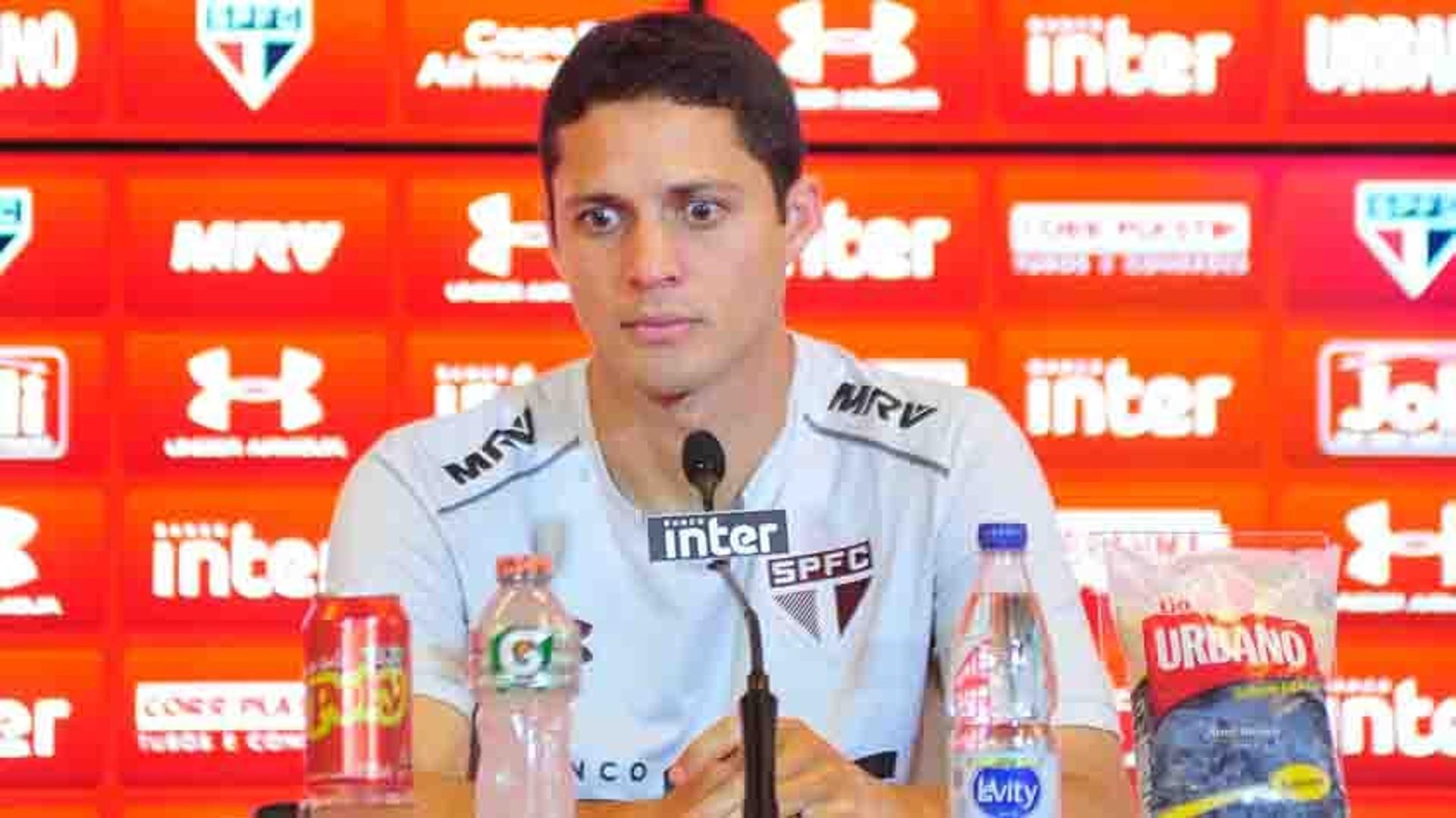 O zagueiro Anderson Martins rescindiu seu contrato com o Vasco, após problemas financeiros, e fechou com o São Paulo. Contrato deve ser de três anos