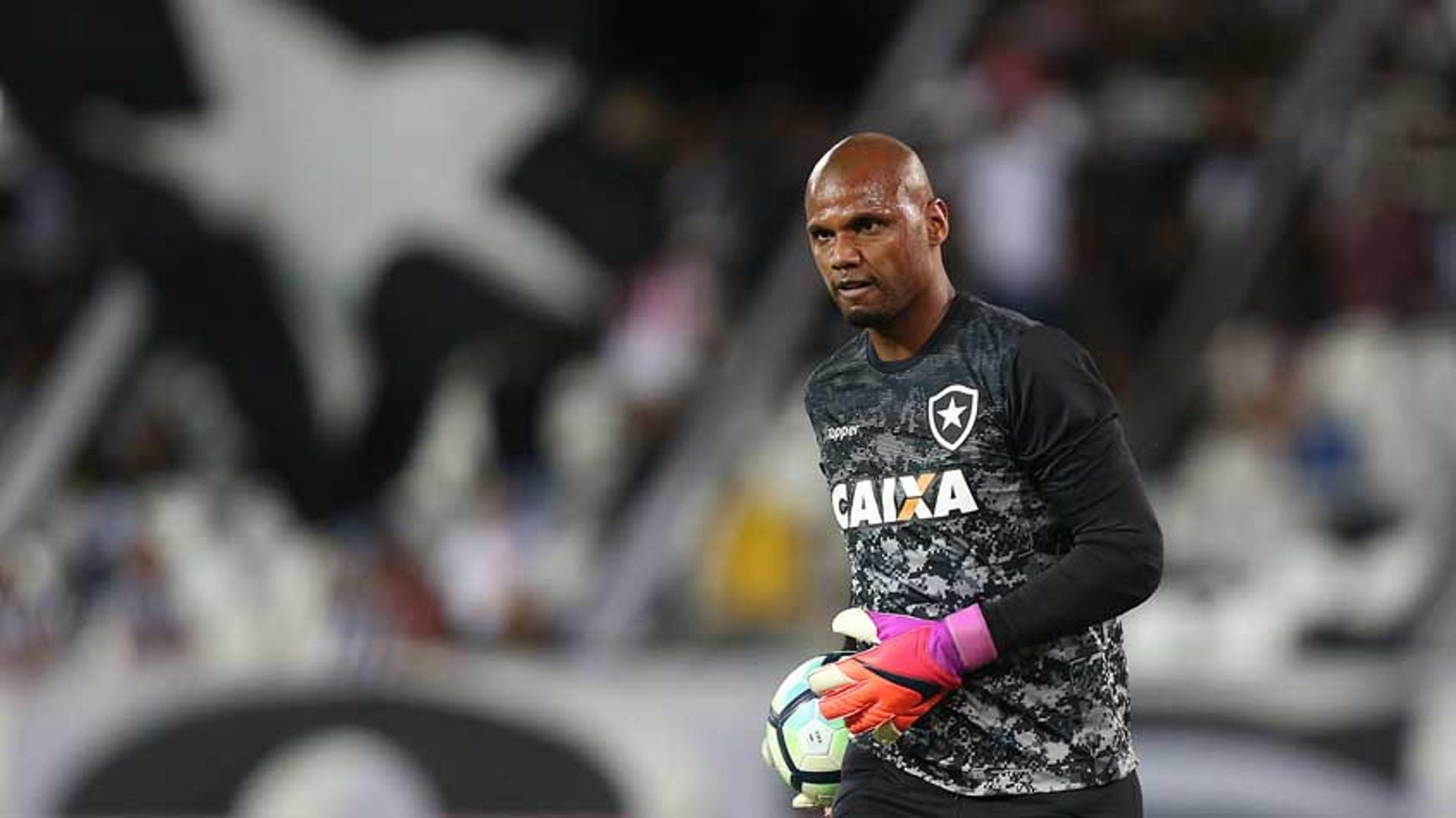 Confira imagens de Jefferson no Botafogo