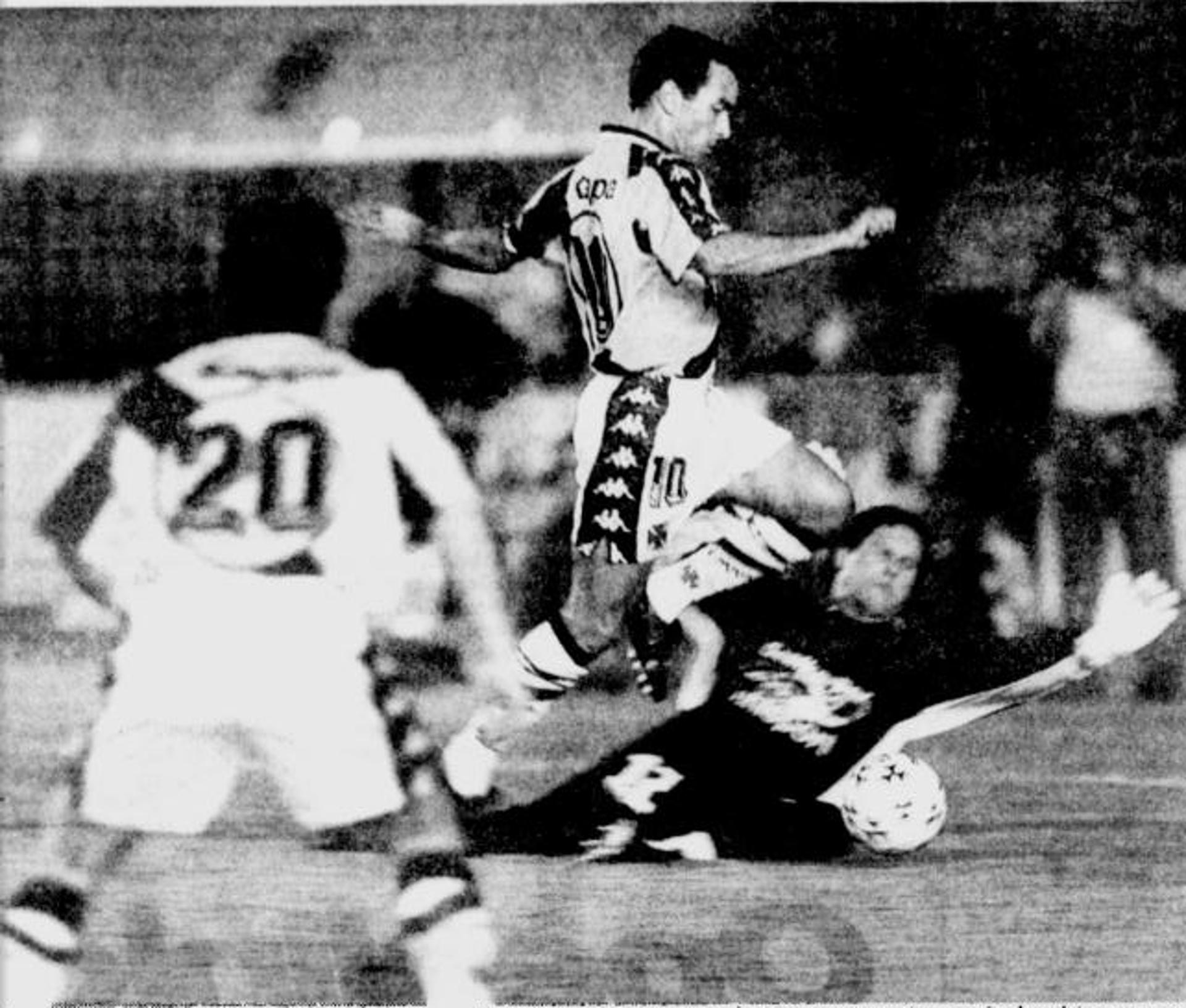Último encontro entre Vasco e Racing aconteceu em 1997 e contou com vitória cruz-maltina por 3 a 2