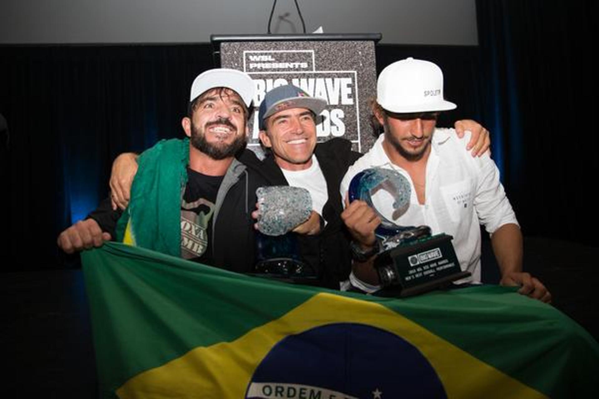 WSL Big Wave Awards premia brasileiros em duas categorias