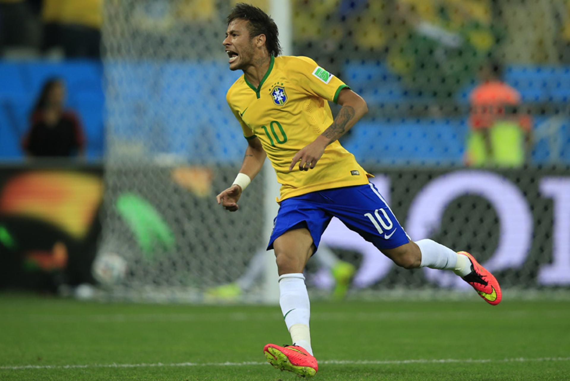 Neymar fez dois gols na estreia contra a Croácia: triunfo por 3 a 1
