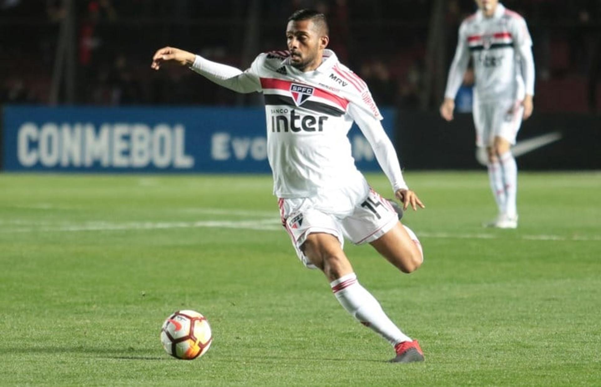 Lateral Reinaldo comentou sobre a frustração de ser eliminado da Copa Sul-Americana