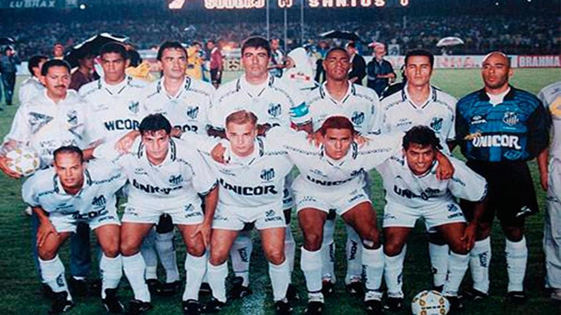Último confronto:&nbsp;Santos 2 (2) x (3) 2 Independiente&nbsp; - Supercopa da Libertadores (04/10/1995)