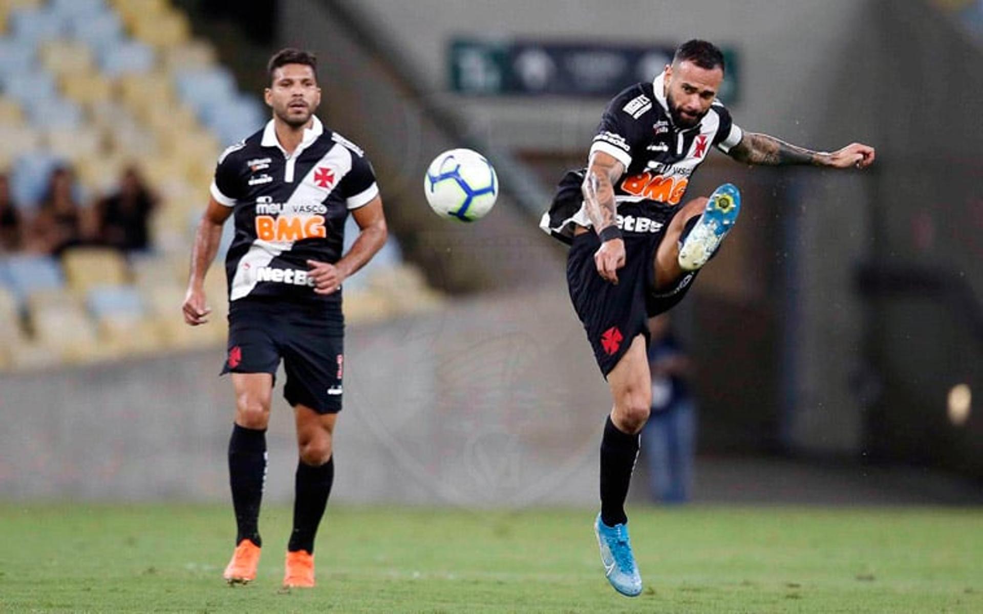 Fluminense x Vasco - Henriquez e Castan