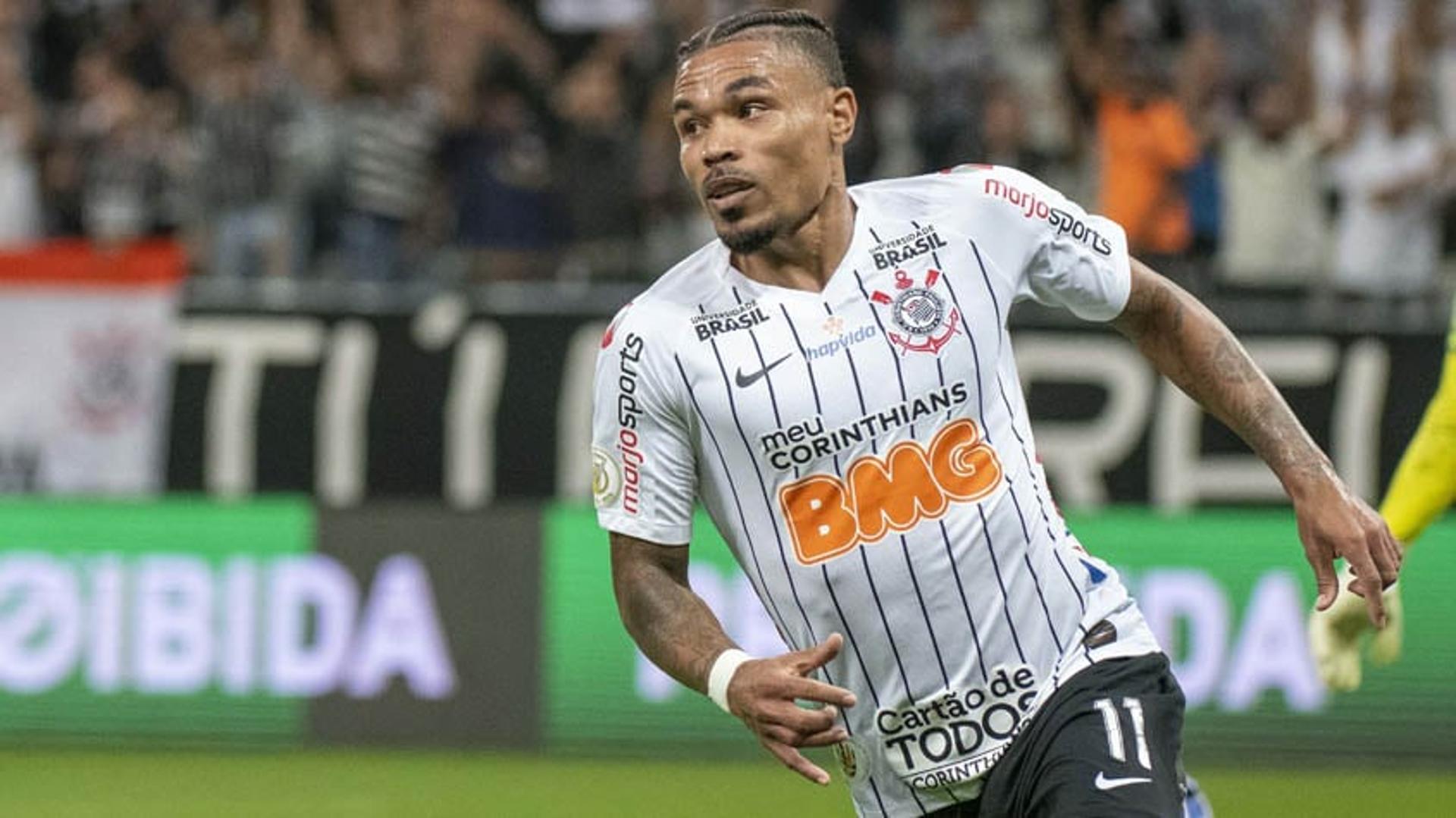 Corinthians x Avaí - Júnior Urso