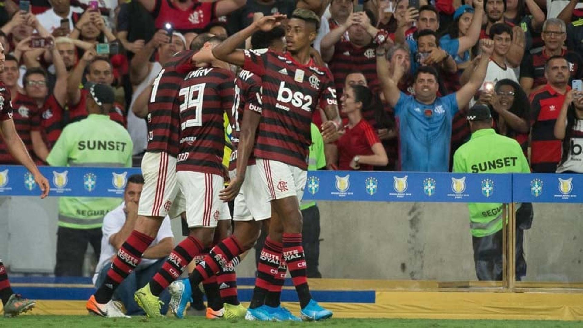 Confira a seguir a galeria especial do LANCE! com as imagens da vitória do Flamengo sobre o Ceará nesta quarta