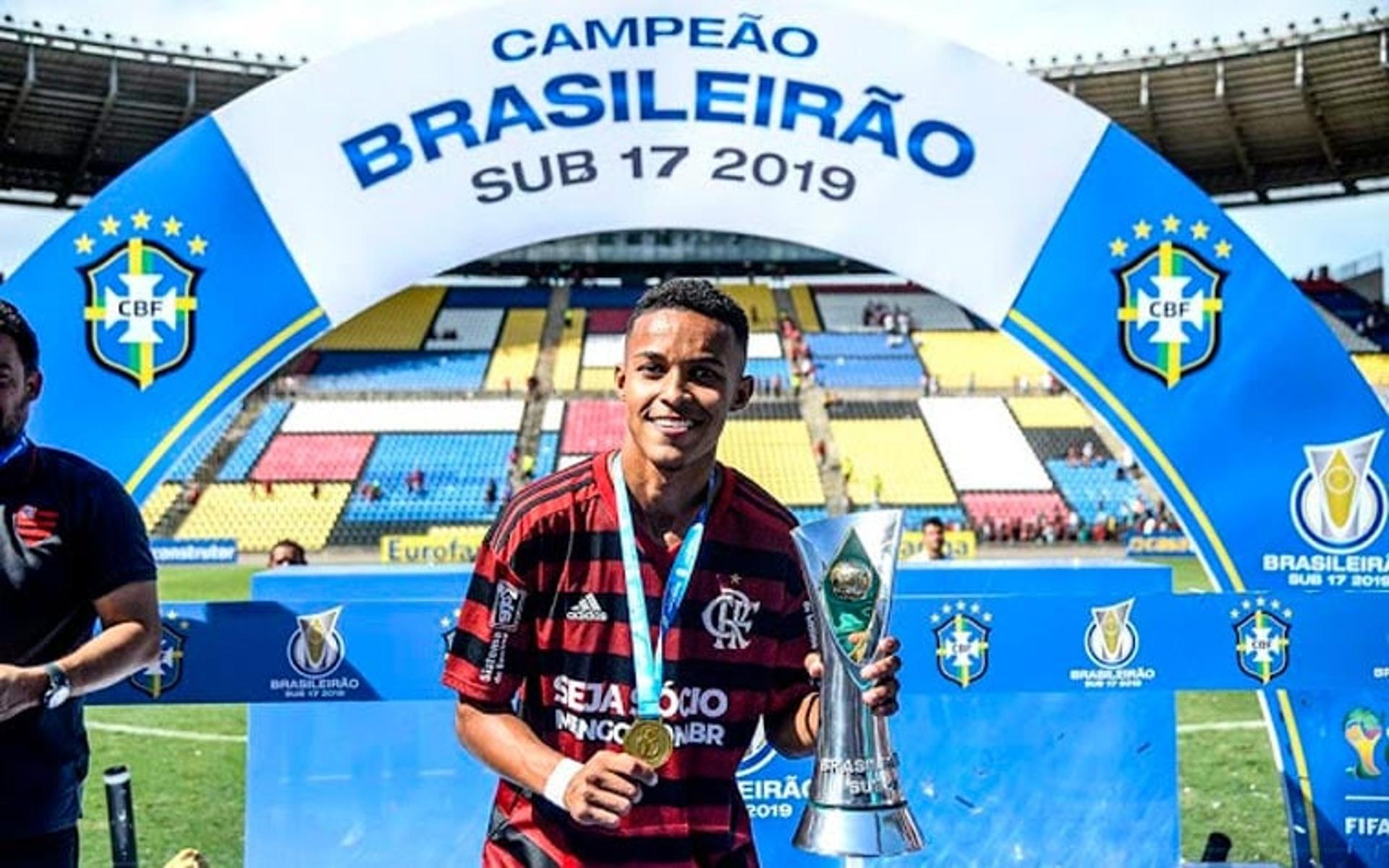 Lázaro - Flamengo (Sub-17)