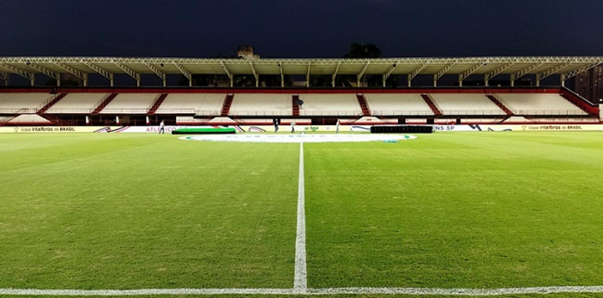 Estádio Antônio Accioly - Atlético-GO x Corinthians
