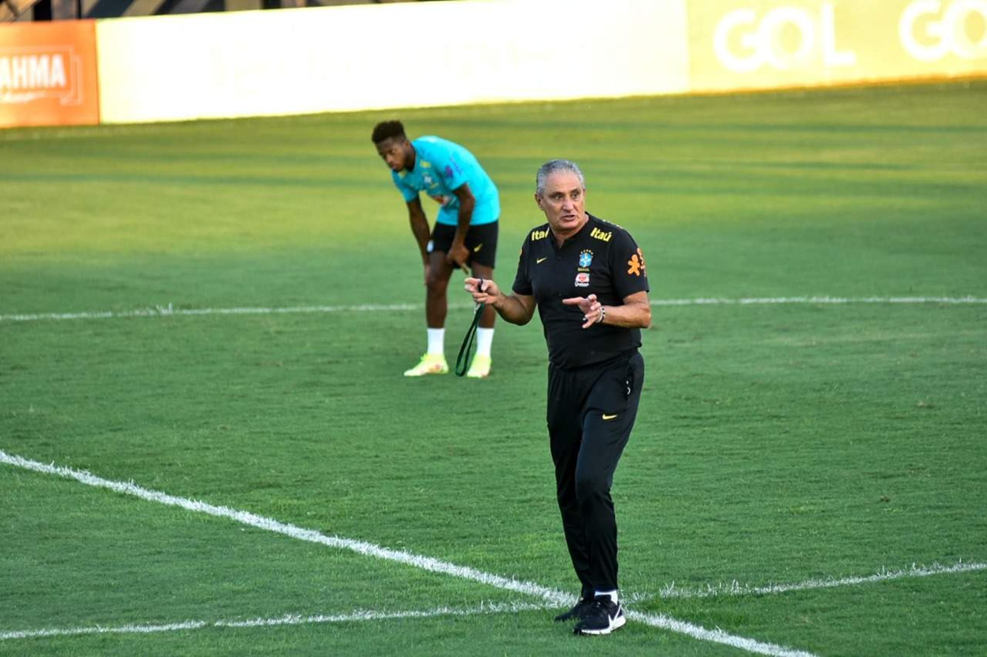 Tite - Treino Seleção Brasileira Manaus