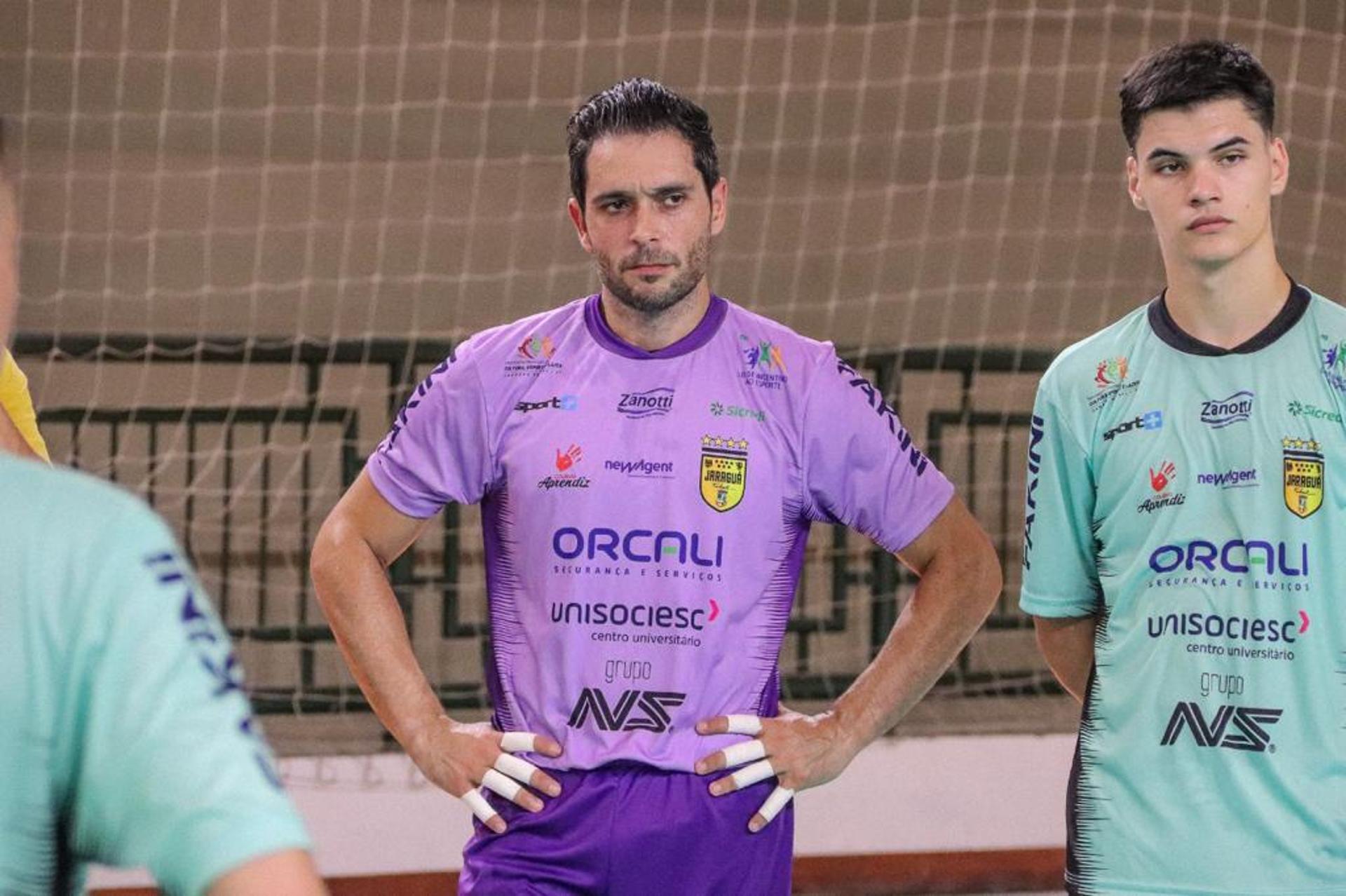 Aos 40 anos, goleiro Tiago retorna ao Jaraguá Futsal (Foto: Arquivo Pessoal)