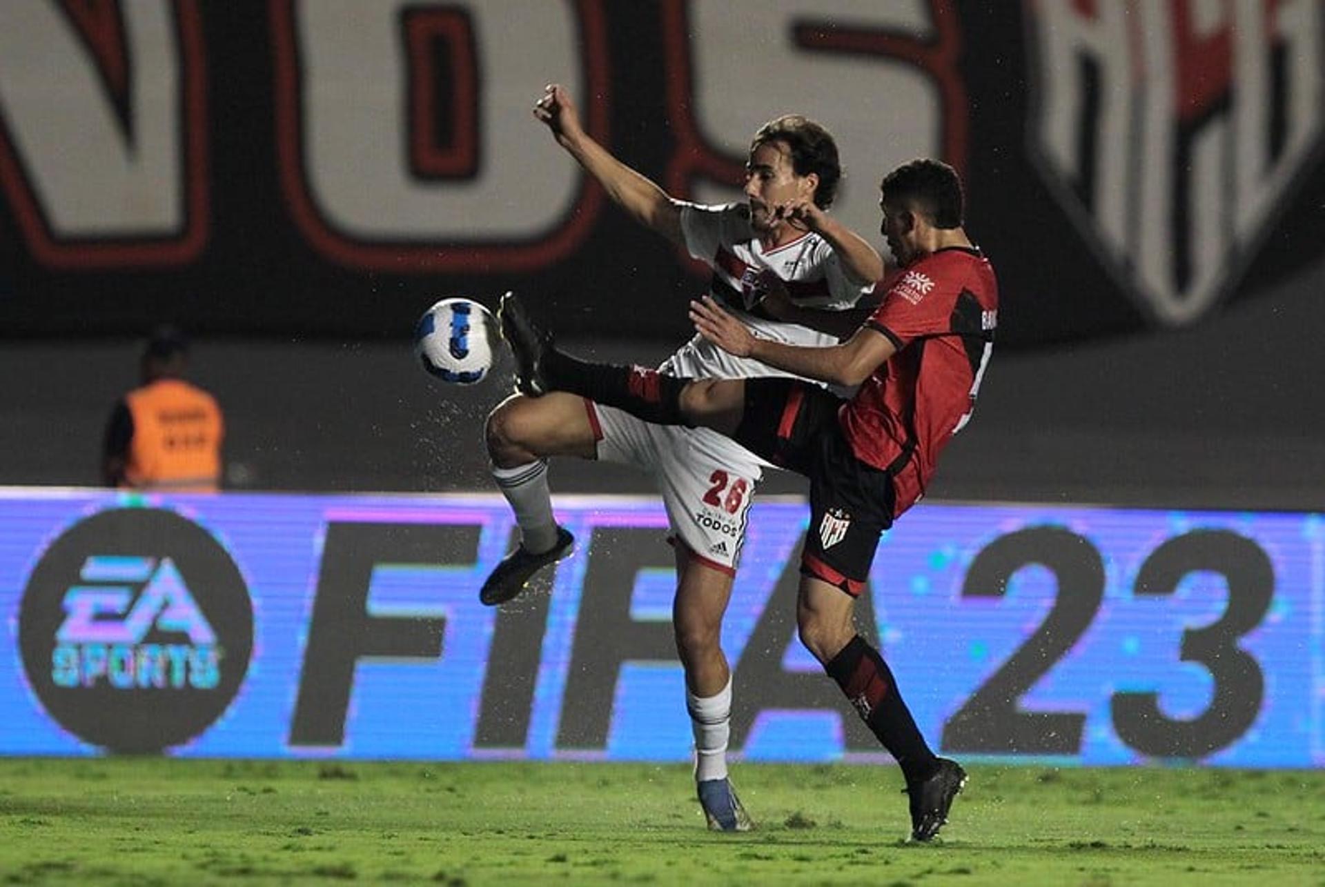 Igor Gomes - Atlético-GO x São Paulo