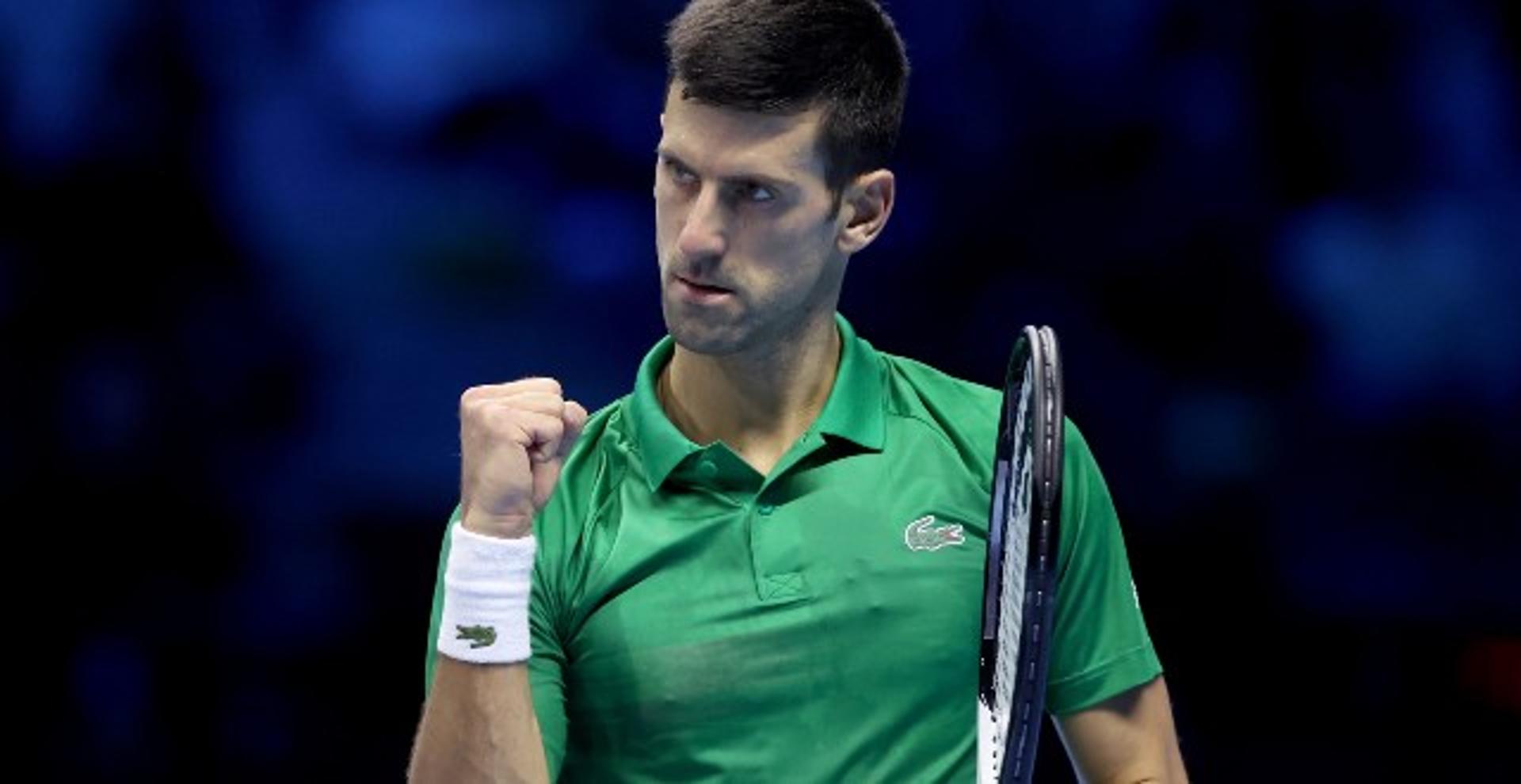 Novak Djokovic vence na 3ª rodada