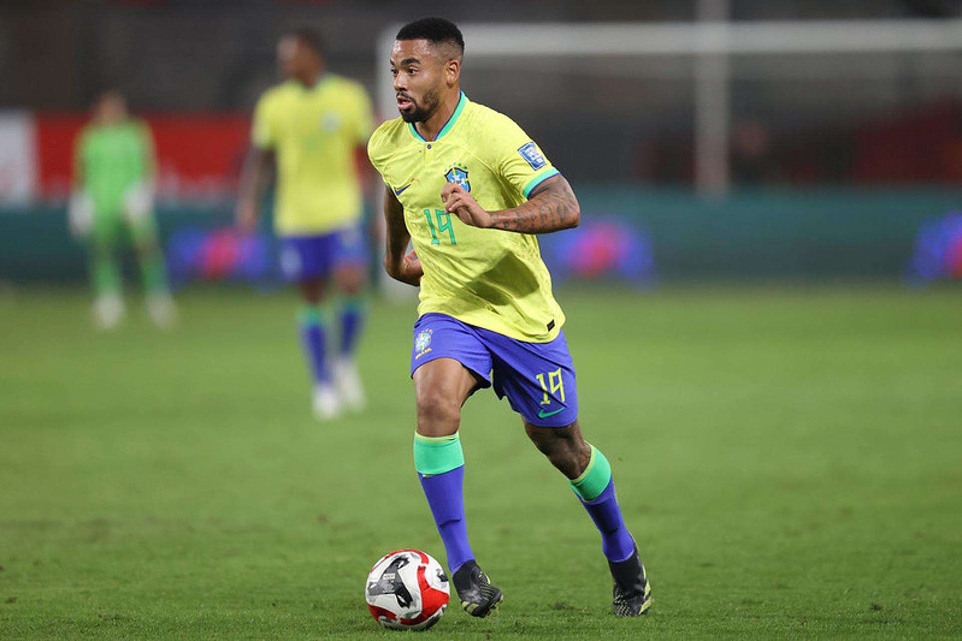 Nas Graças Do Chefe Gabriel Jesus Revela O Que Diniz Quer Dele Na Seleção Brasileira Lance 9509