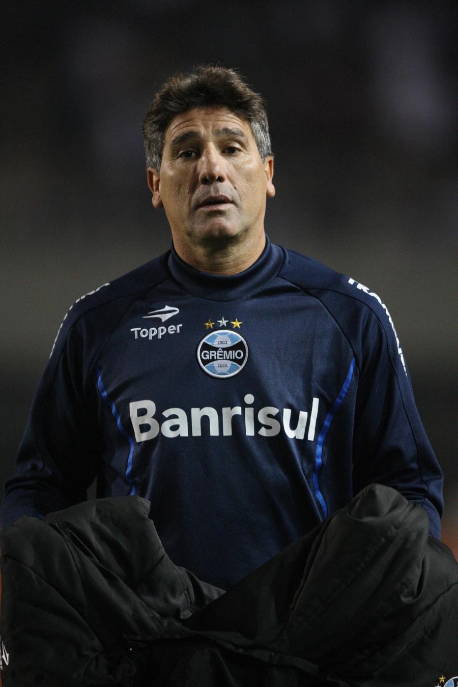 'Descoberto' por Galvão e pupilo de Renato Gaúcho, volante exGrêmio inicia nova fase na 'Descoberto' por Galvão e pupilo de Renato Gaúcho, volante exGrêmio inicia nova fase na