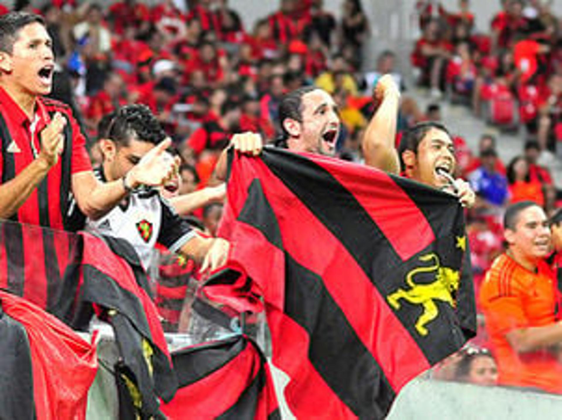 Torcida do Sport (Foto: Pablo Kennedy/LANCE!Press)