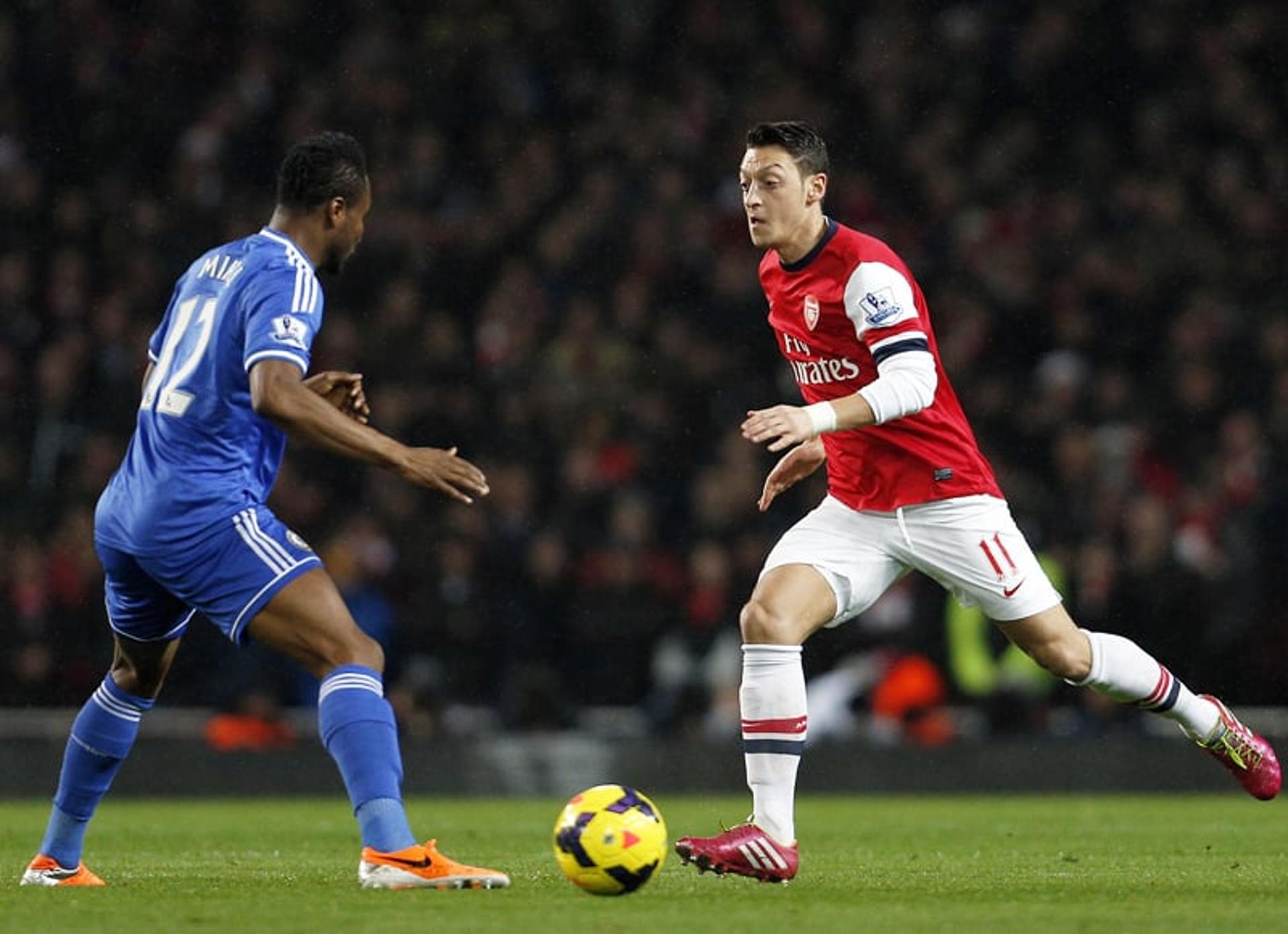 Arsenal x Chelsea - Ozil (Foto: Adrian Dennis/ AFP)