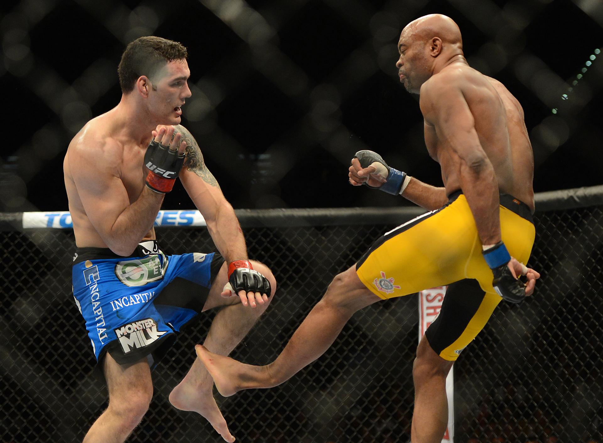 Anderson Silva x Chris Weidman (FOTO: Reuters)