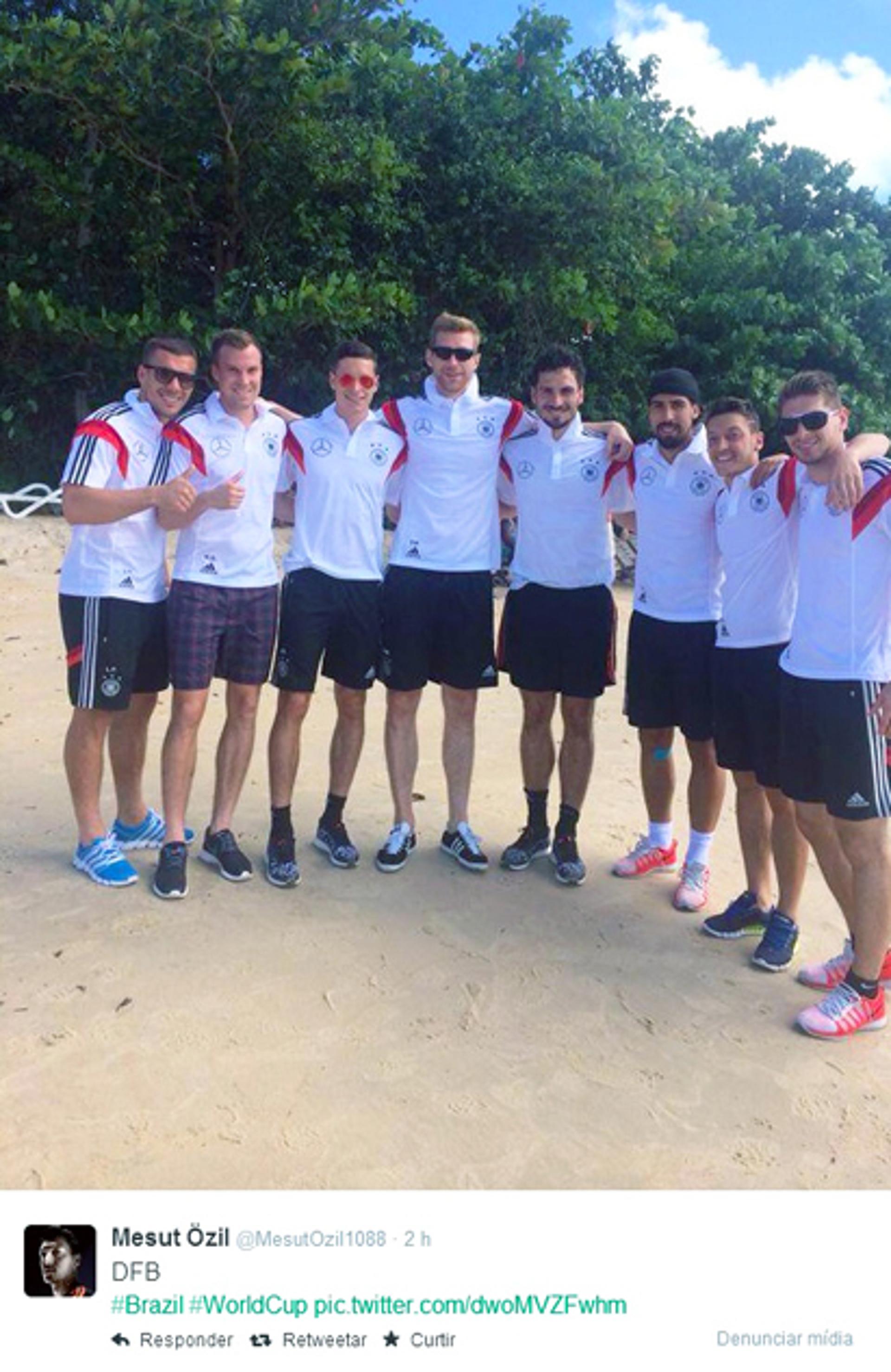 Jogadores da Alemanha em passeio (Foto: Reprodução)