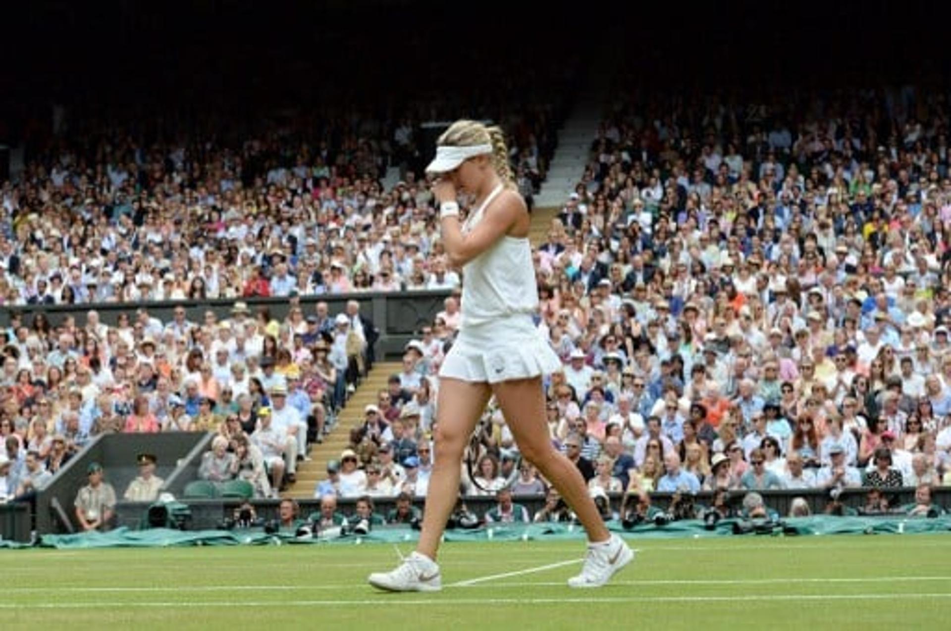 Eugenie Bouchard não conseguiu conter Kvitova em Wimbledon (Foto: Andy Rain/AFP)