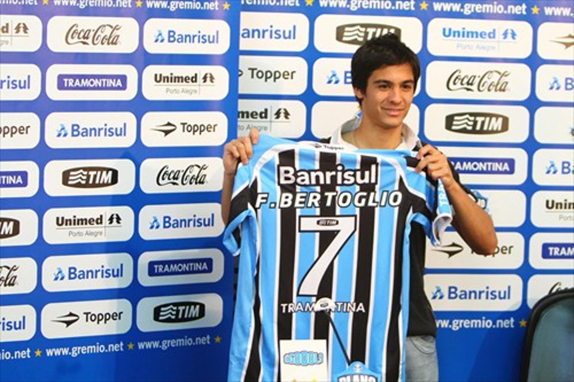 Facundo - novo reforço do Grêmio (Foto: Divulgação/Site Oficial do Grêmio)