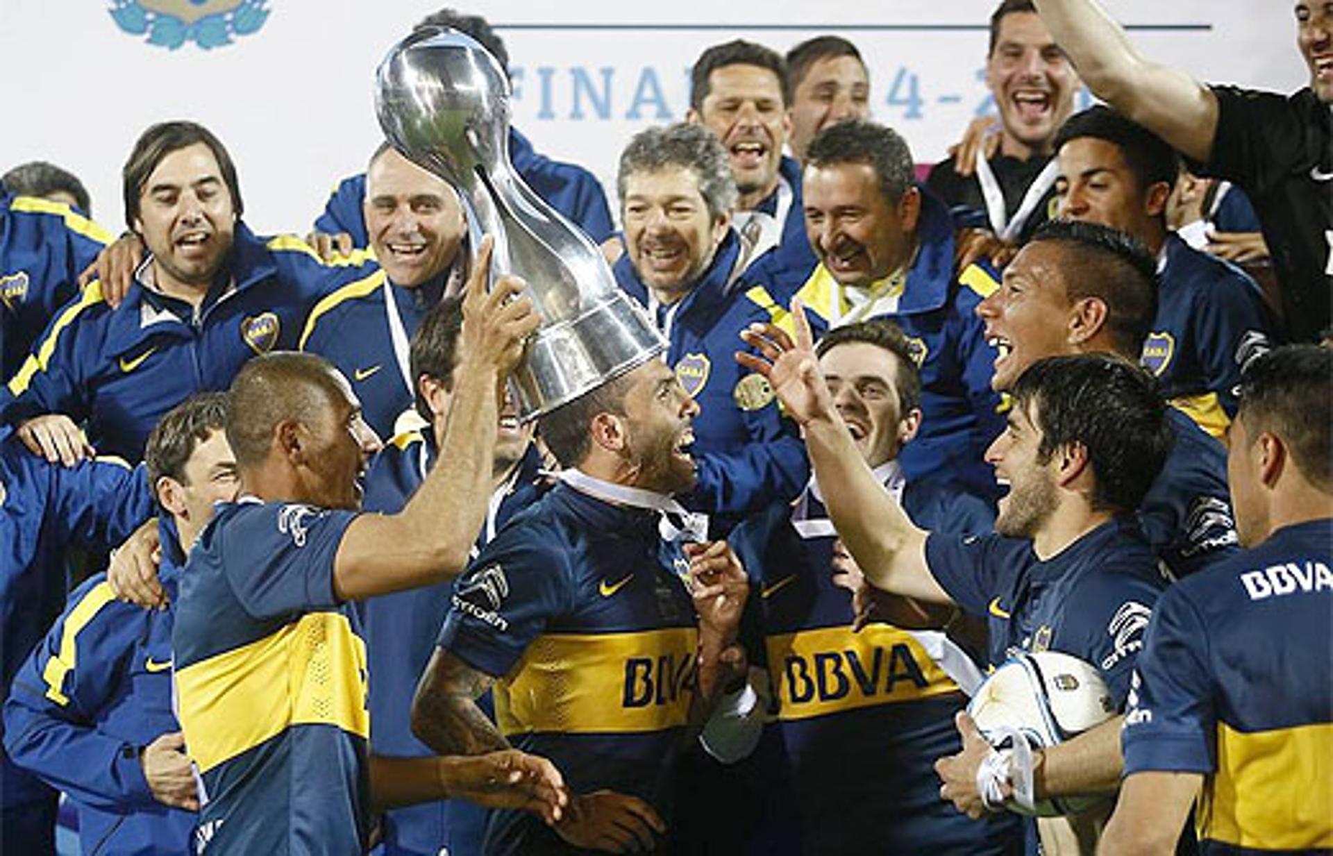 Boca Juniors ergue o troféu da Copa Argentina (Foto: Reprodução/Boca)