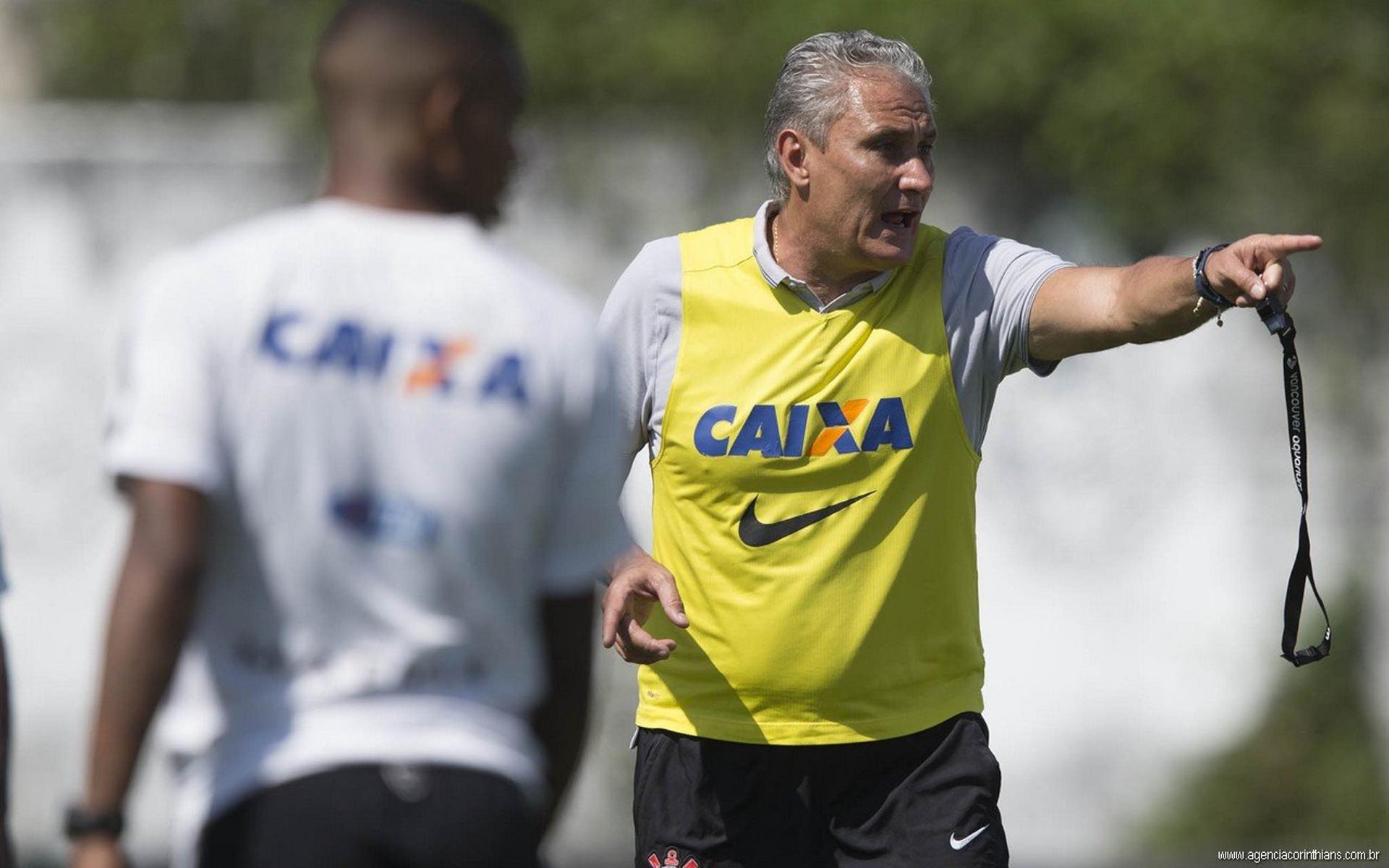 Tite durante treino do Corinthians