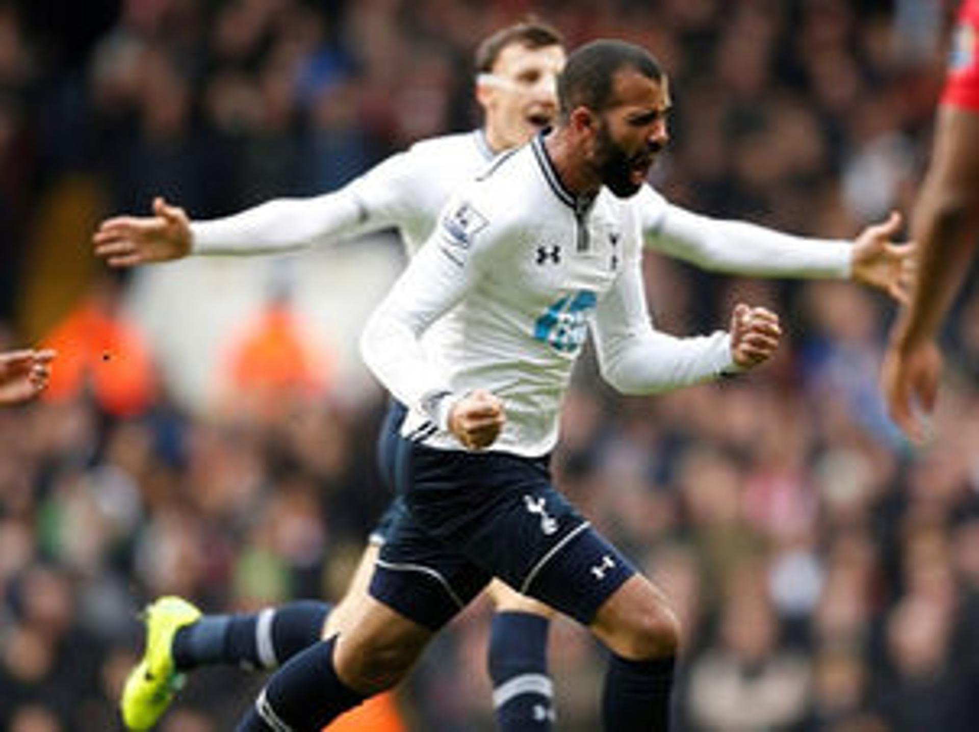 Sandro - Tottenham (Foto: arquivo)