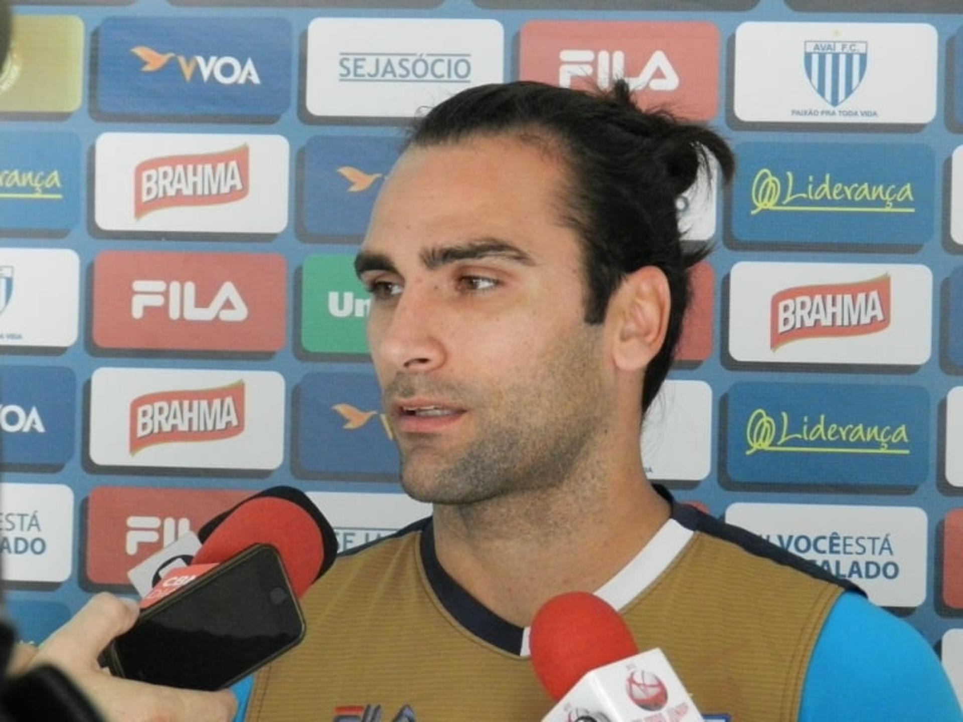 Léo Gamalho (Foto: Site Oficial)