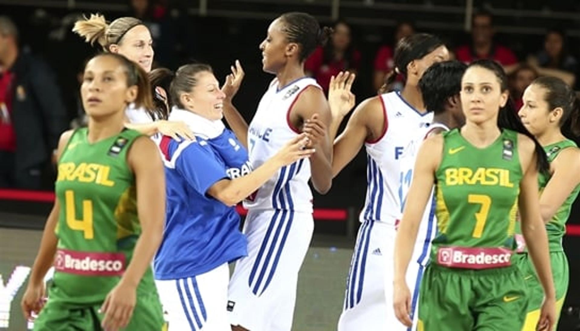 Basquete feminino acumula vexames em sua história recente (Foto: Divulgação/FIBA)