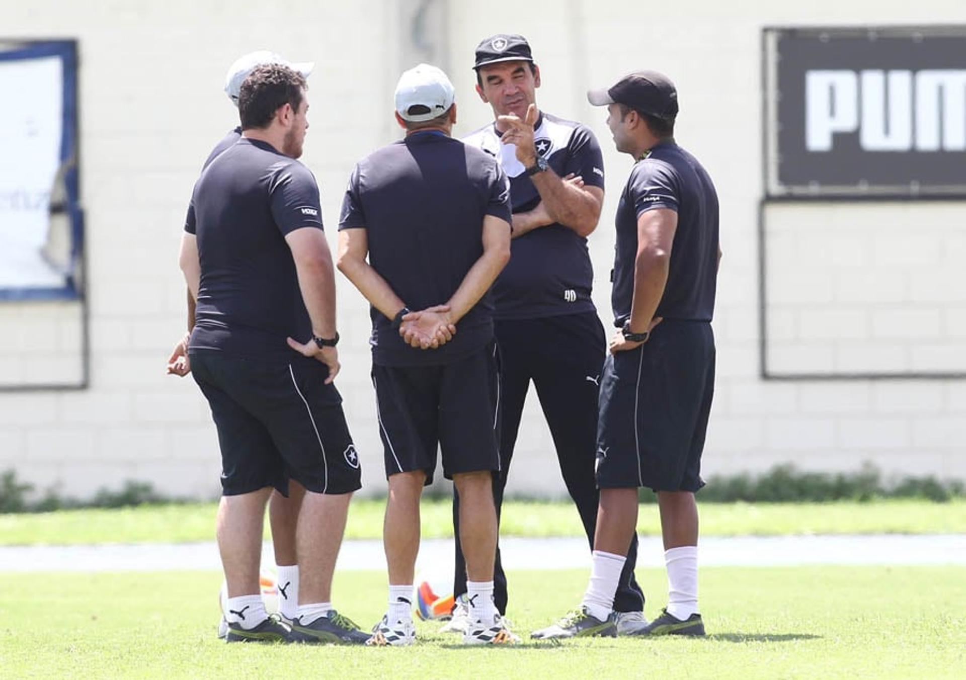 Treino do Botafogo 27.11.2015 (Foto: Paulo Sérgio/Lancepress!)