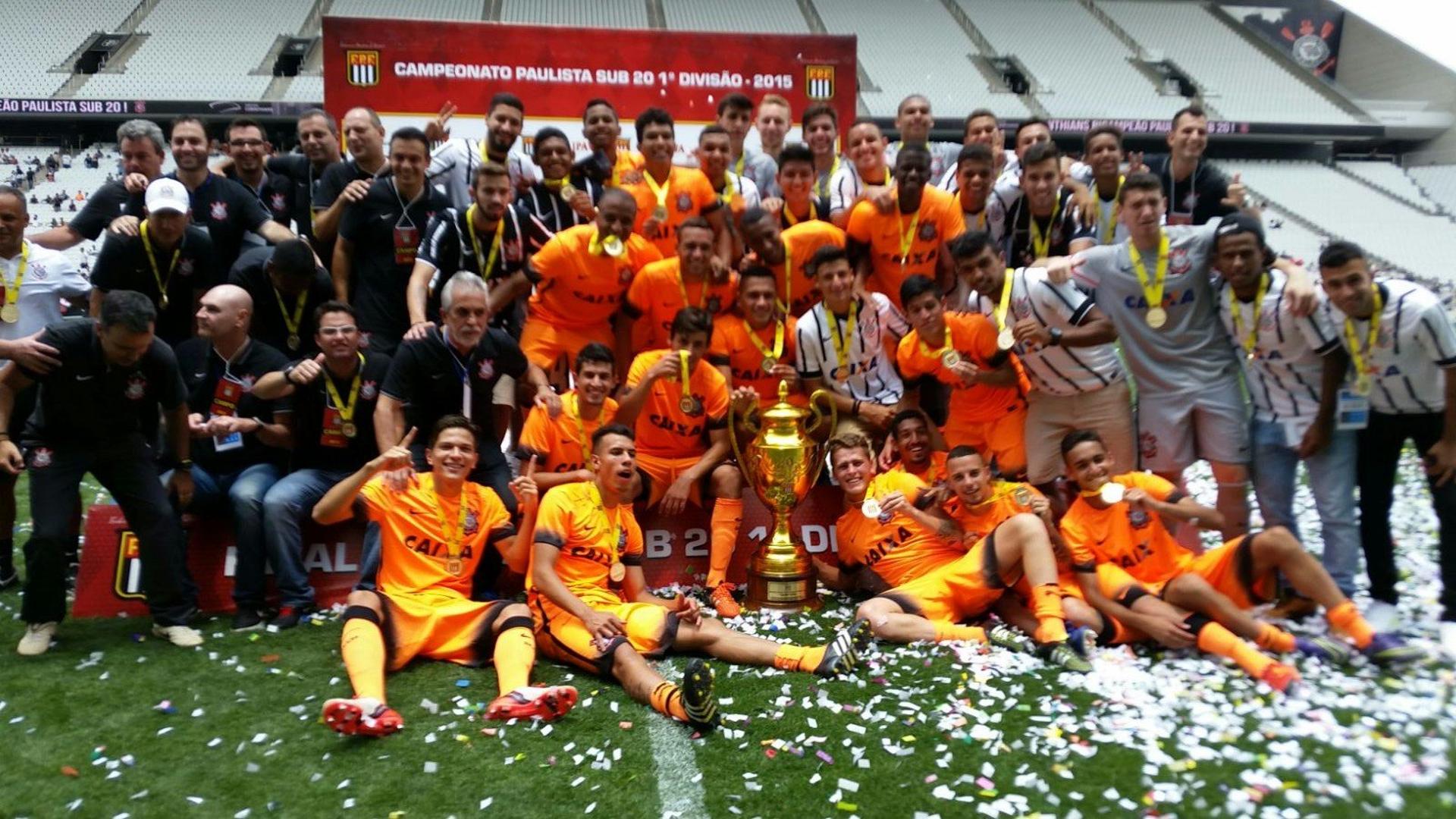 Timão sagrou-se campeão paulista sub-20 na Arena (Foto: Agência Corinthians)