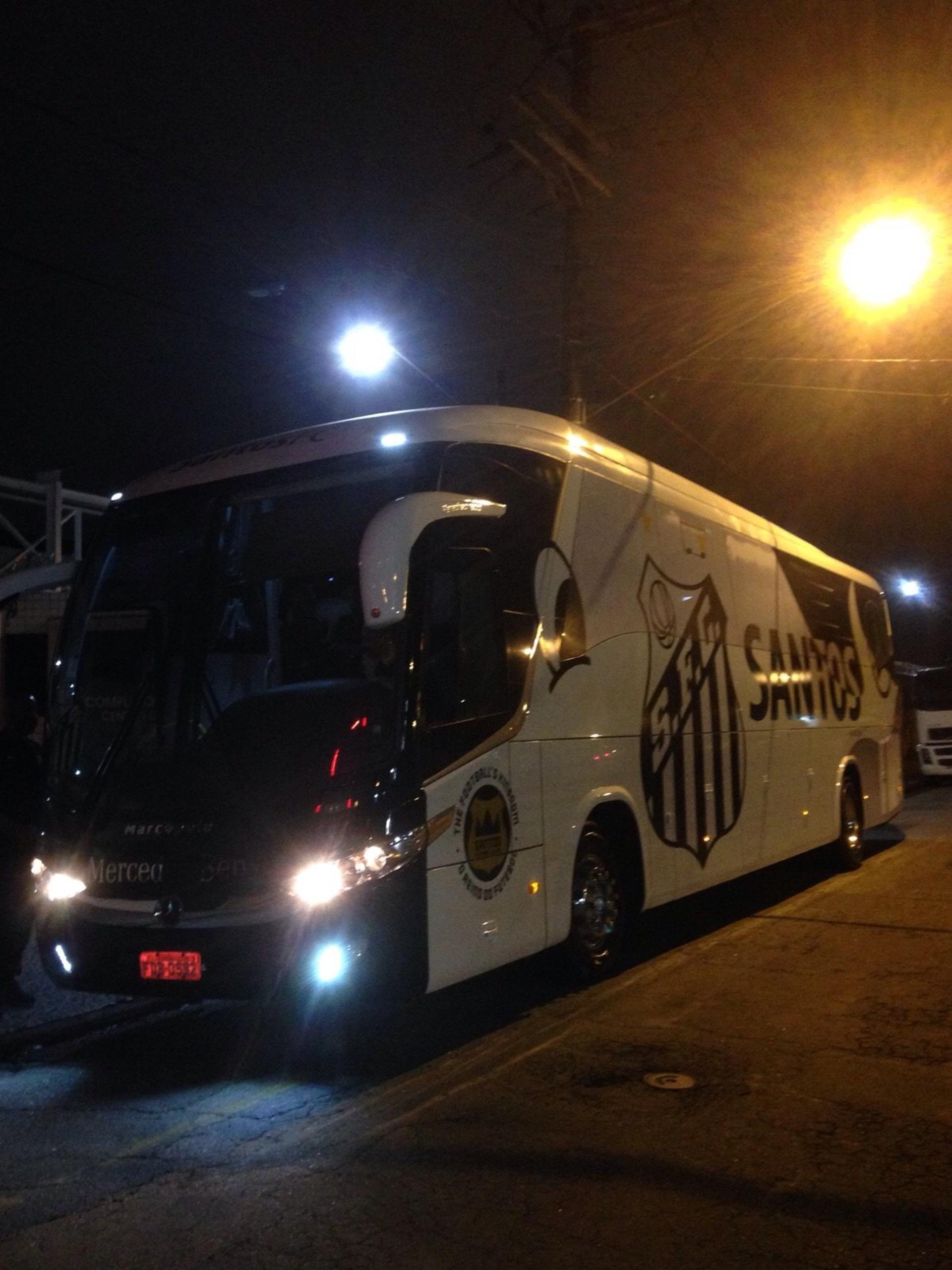 Novo ônibus do Santos