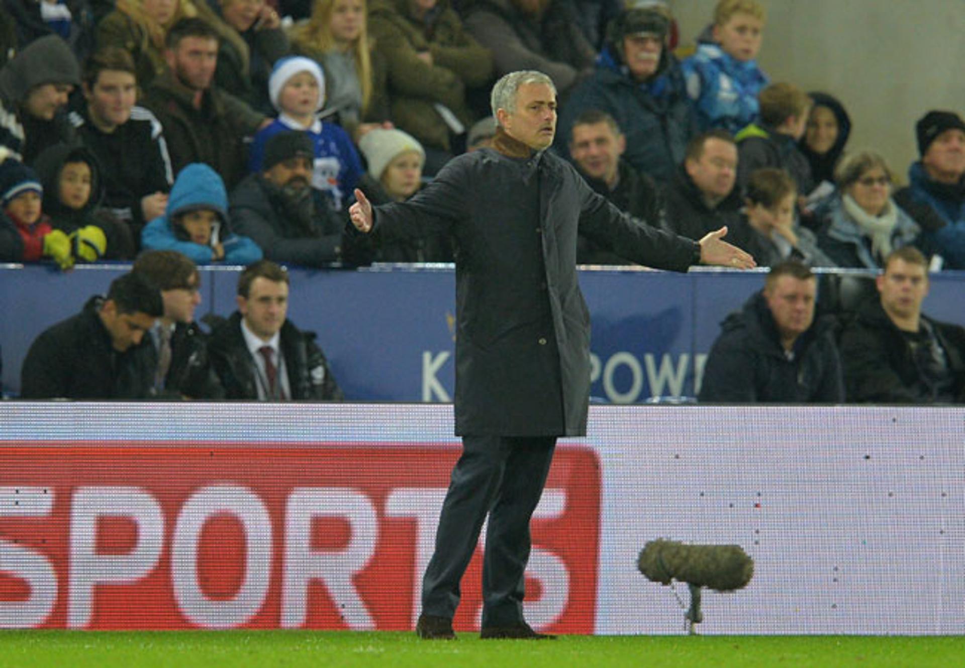 Mourinho - Chelsea (Foto: Paul Ellis / AFP)