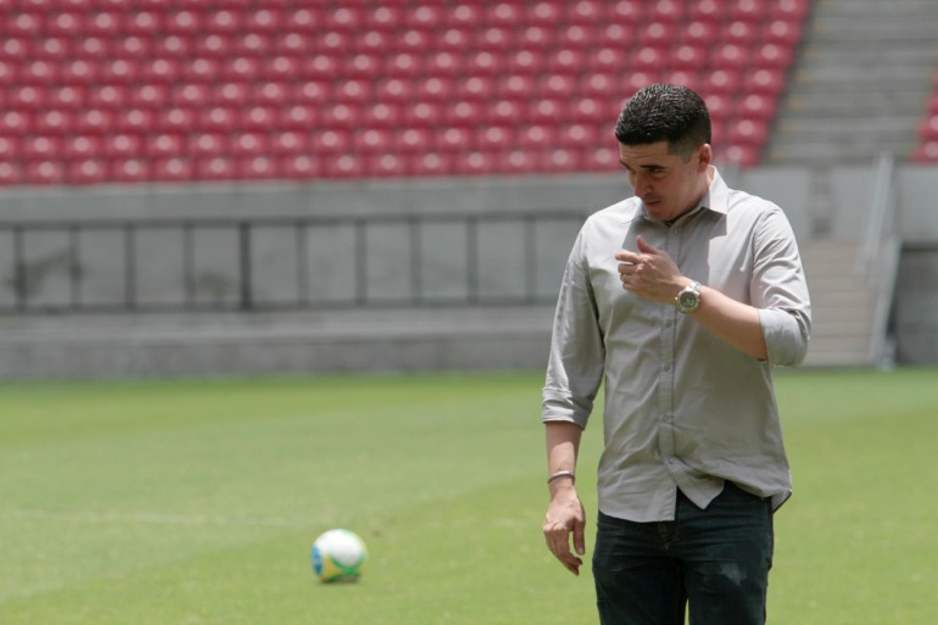 Vice de futebol do Santa, Constantino Júnior coloca orçamento como prioridade na janela (Foto: JC Imagem)