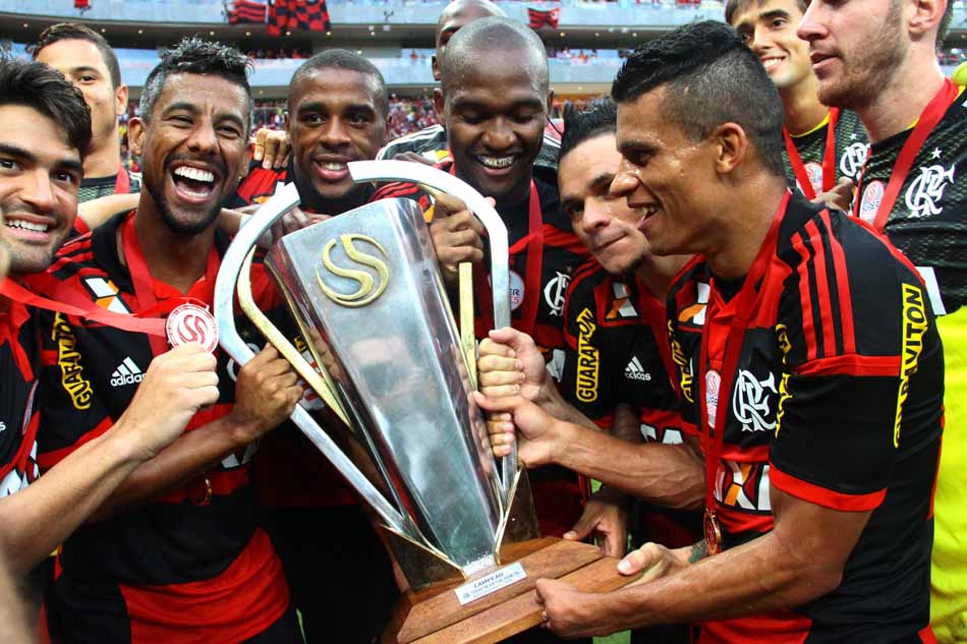 Flamengo vence torneio em janeiro e deixa torcida animada