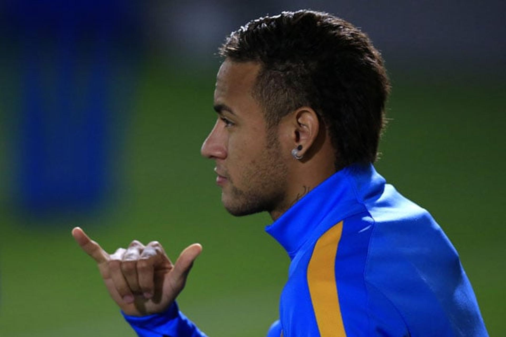 Neymar está na mira dos clubes de Manchester (Foto: Pau Barrena / AFP)