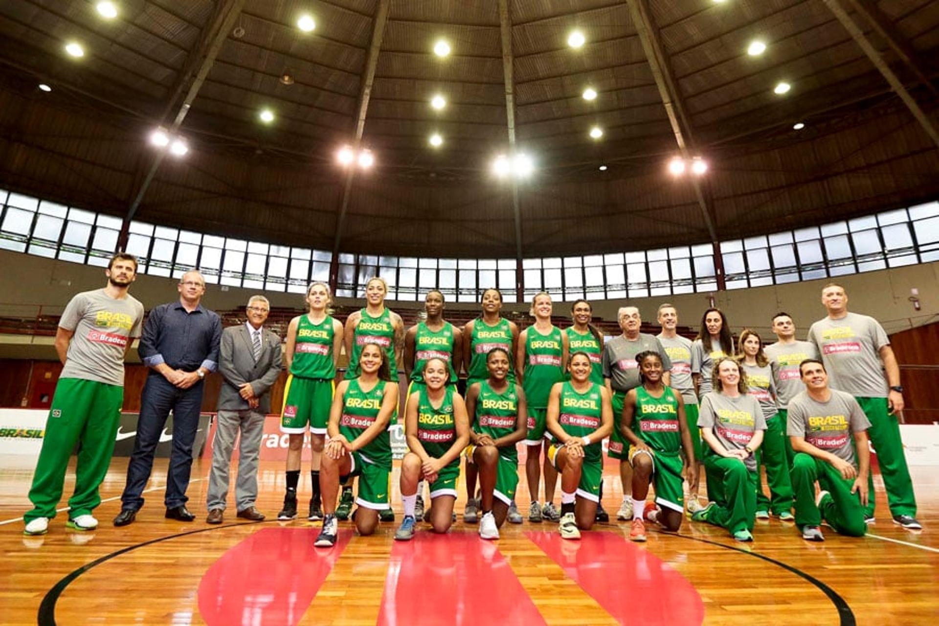 Treino da seleção Brasileira de Baskete