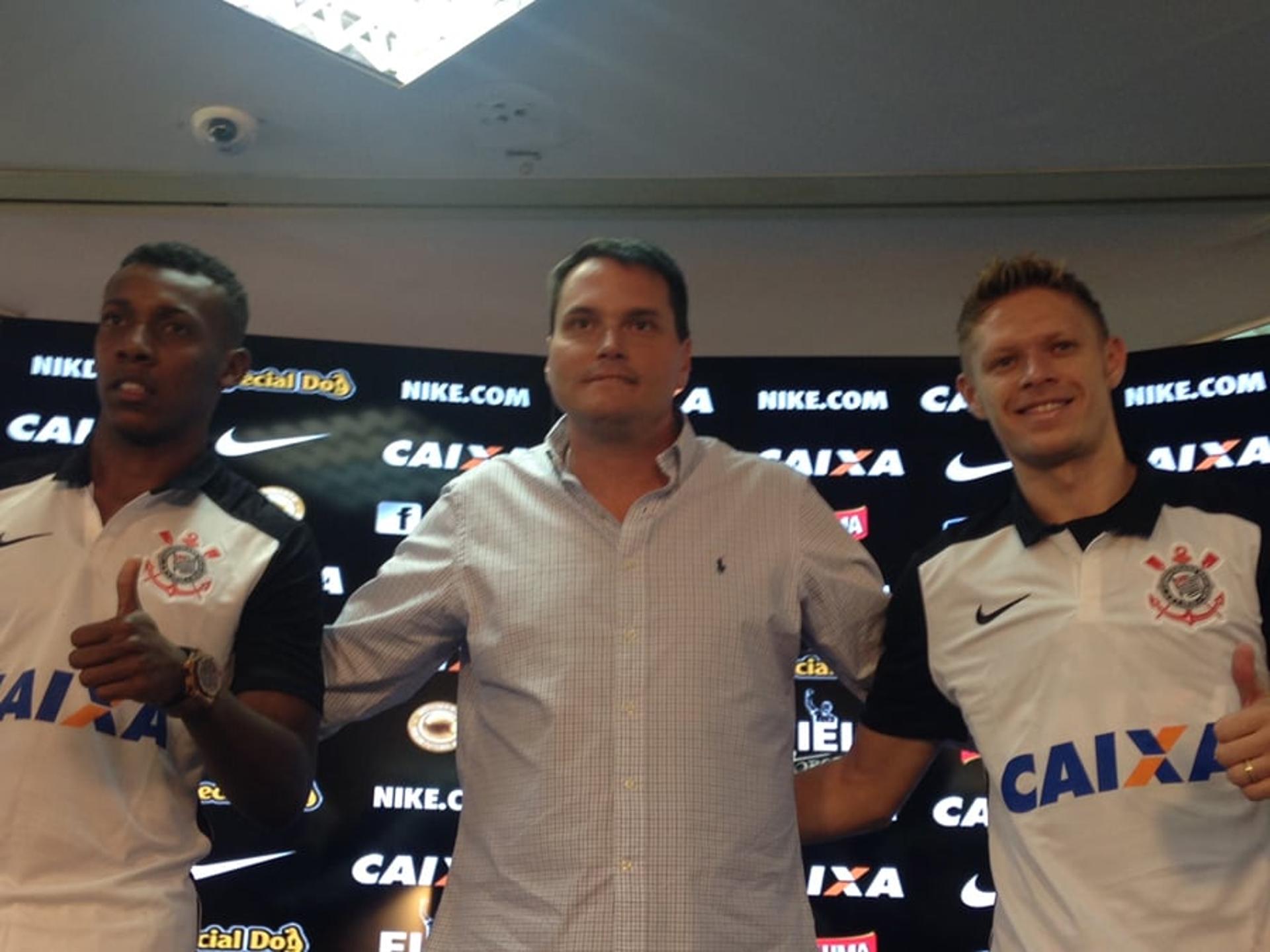 Apresentação Moisés e Marlone, no Corinthians