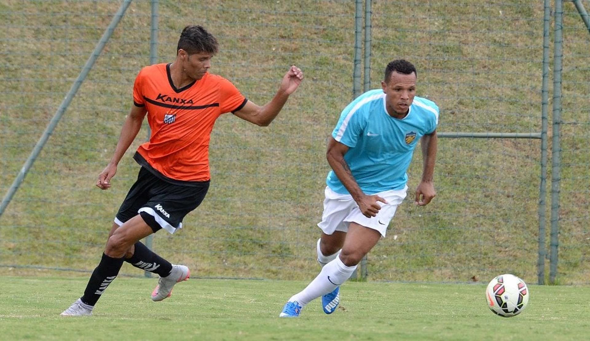 Tianjin Quanjian x Bragantino - Luis Fabiano (Foto: Alexandre Vidal / Divulgação)