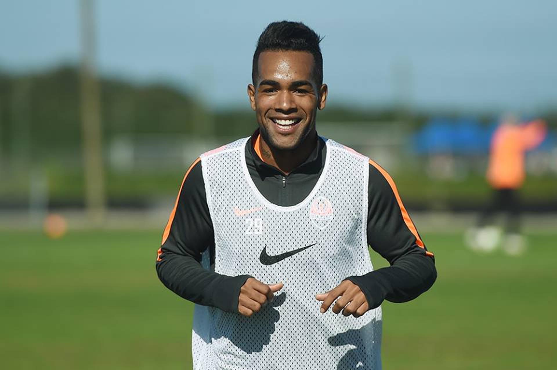 Alex Teixeira jogou a Florida Cup pelo Shakhtar