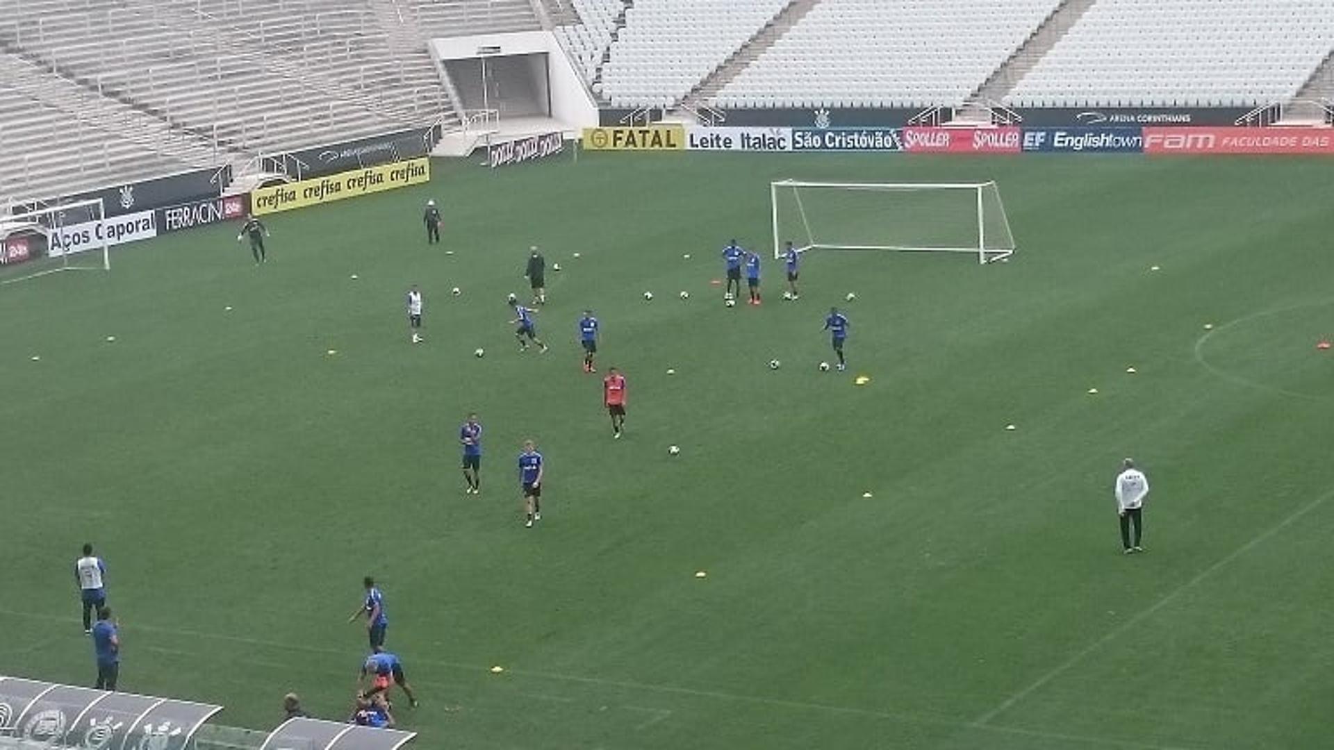 Timão realiza último treino antes da estreia na Arena (Foto: Guilherme Amaro)