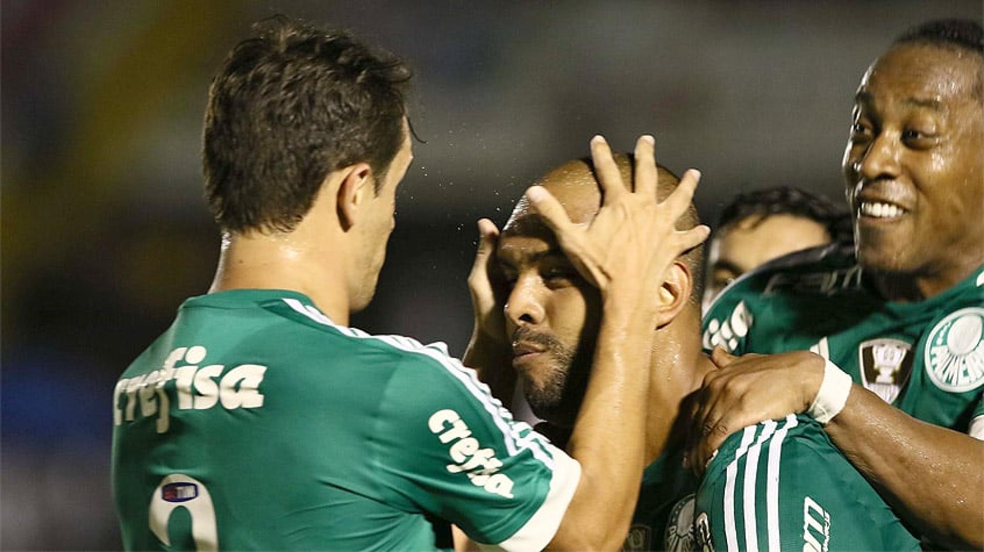 HOME - Botafogo-SP x Palmeiras - Campeonato Paulista - Lucas, Alecsandro e Arouca (Foto: Celio Messias/LANCE!Press)