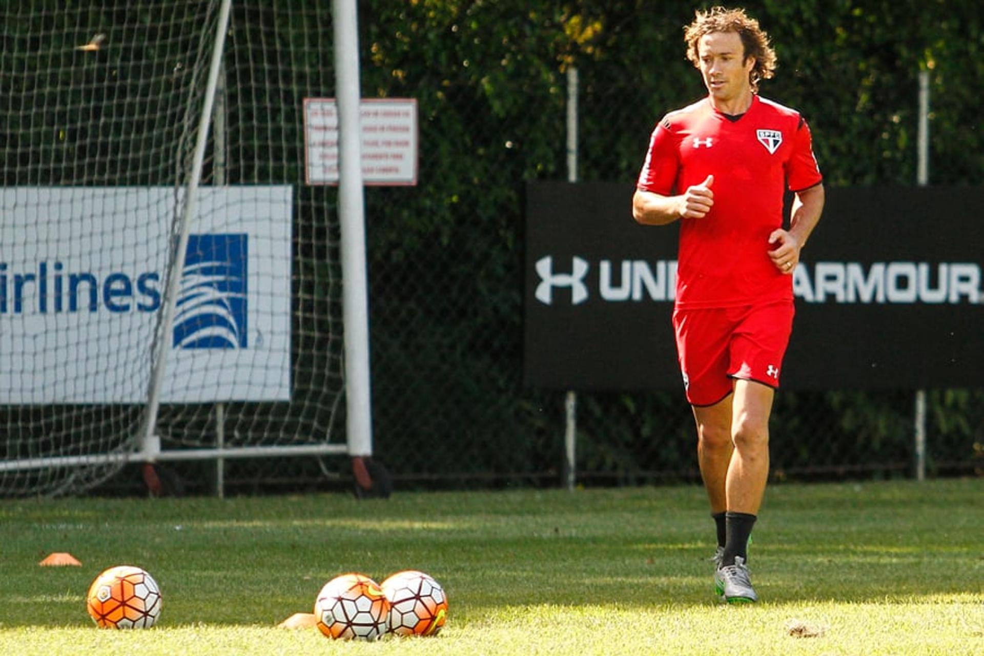 Lugano em treino do São Paulo