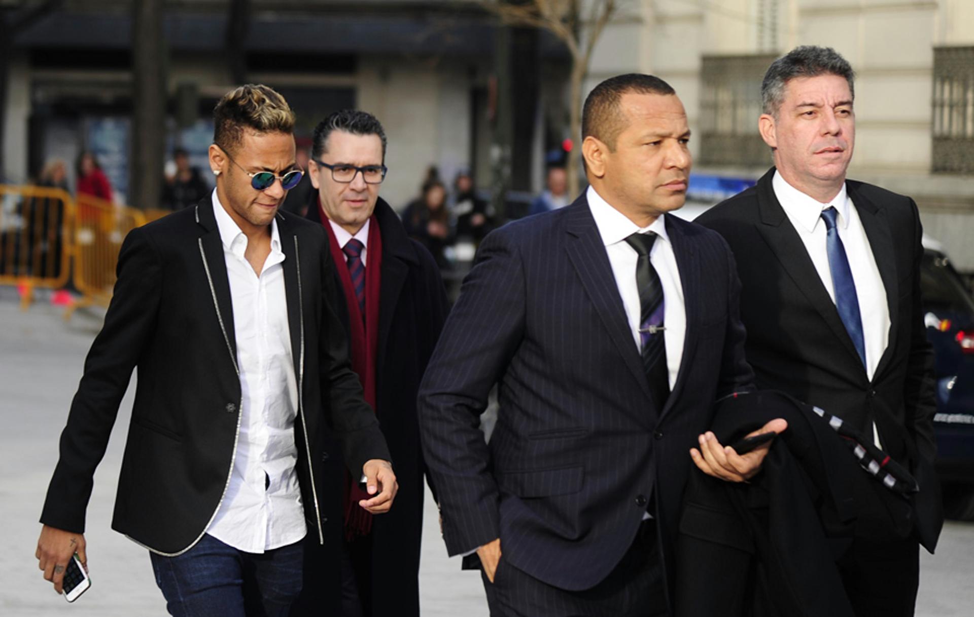 Neymar em Madri(foto:JAVIER SORIANO / AFP)