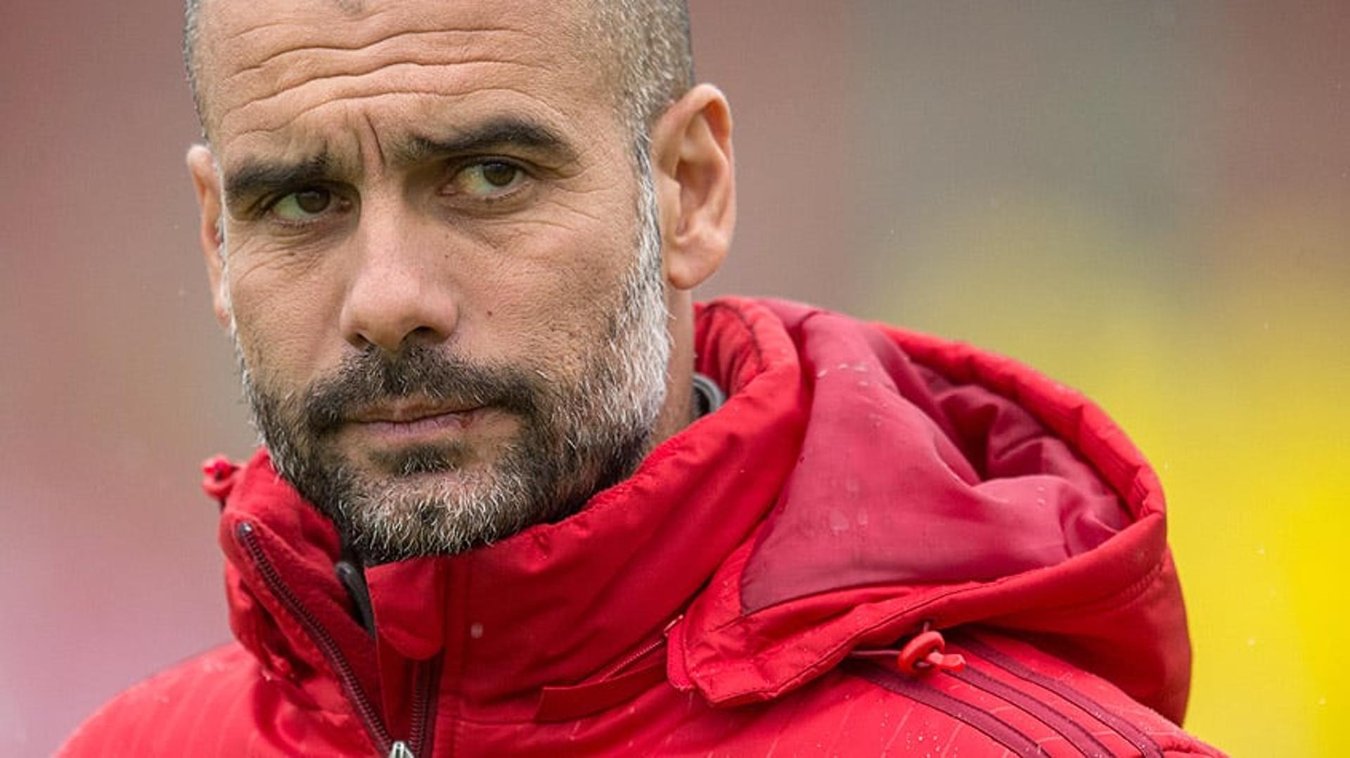 HOME - Treino do Bayern de Munique - Pep Guardiola (Foto: Mathhias Balk/DPA/AFP)