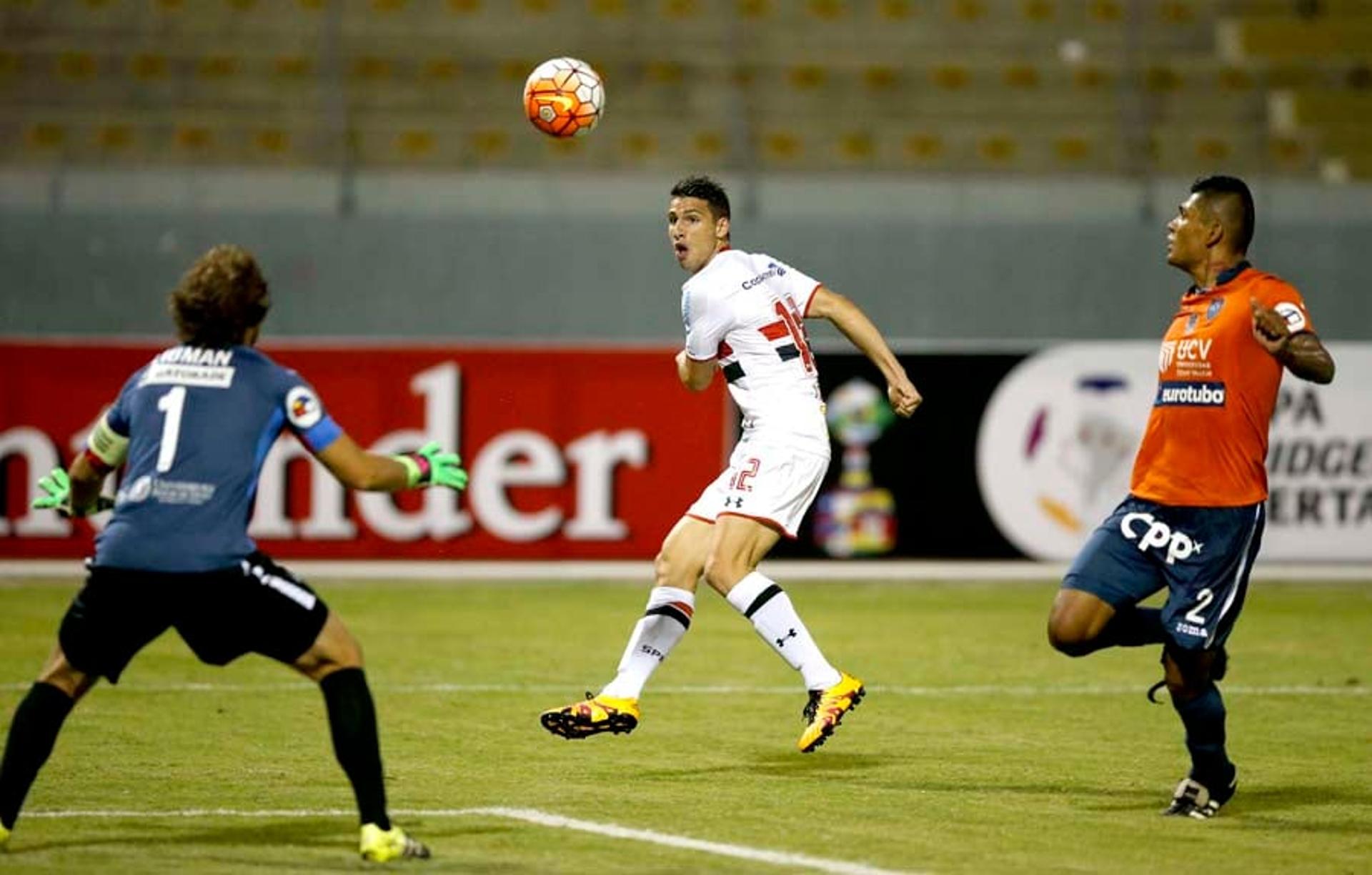 Cesar Vallejo x São Paulo