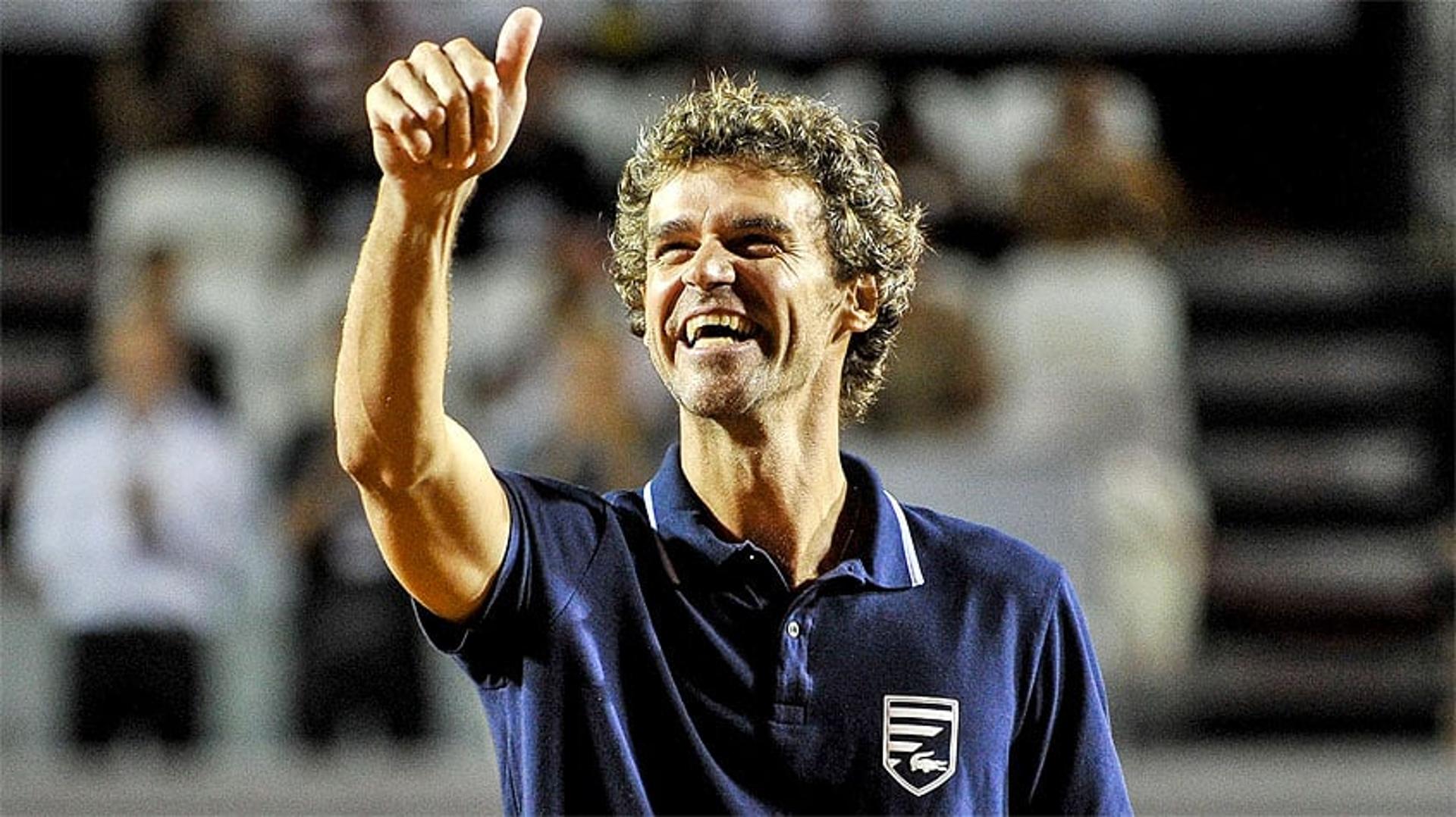 HOME - Gustavo Kuerten Guga é homenageado no Rio Open (Foto: Marcelo Cortes/Fotoarena/LANCE!Press)