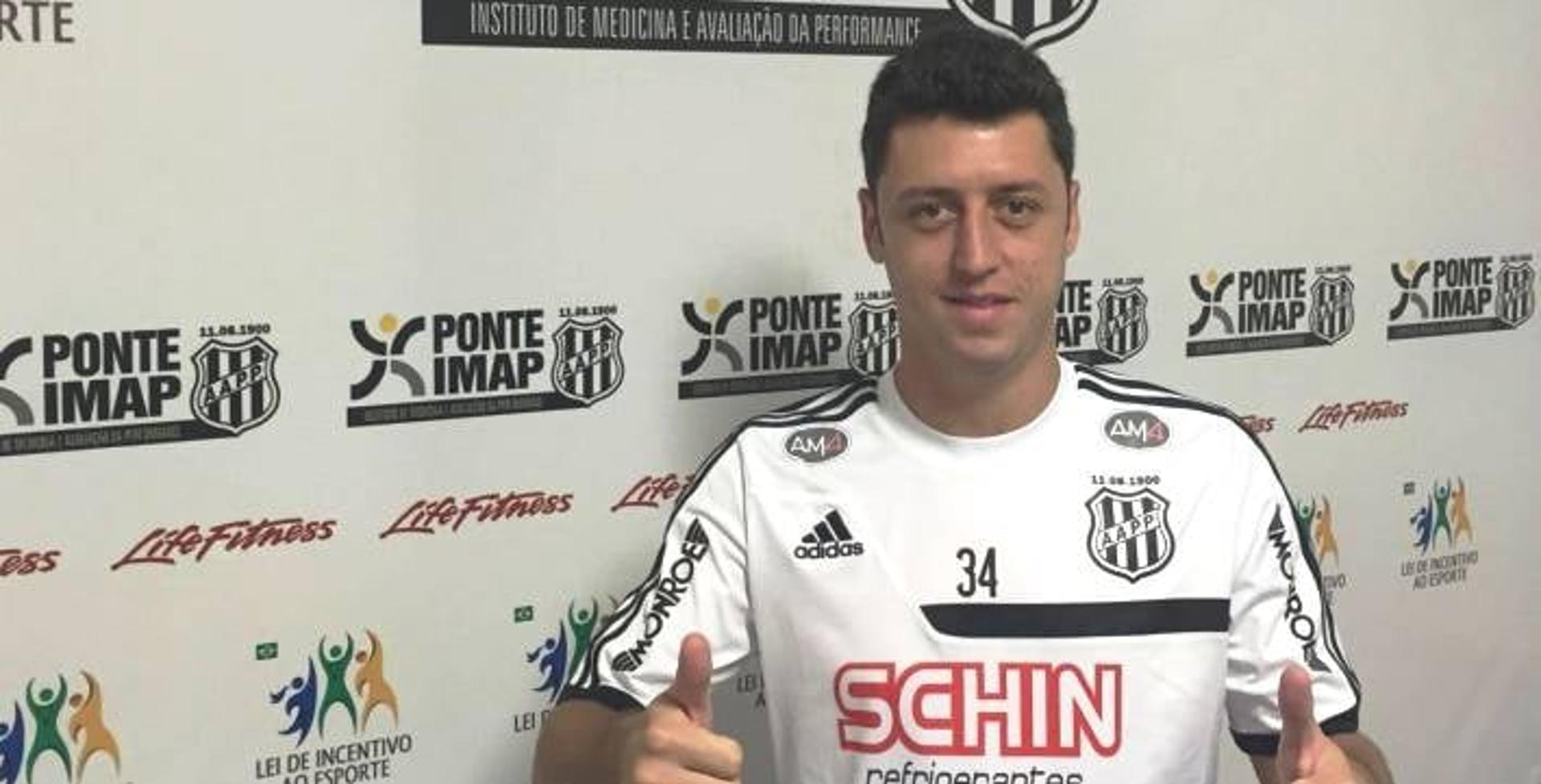 Felipe Menezes é o novo reforço da Ponte Preta. (Foto: PontePress/RodrigoCeregatti)