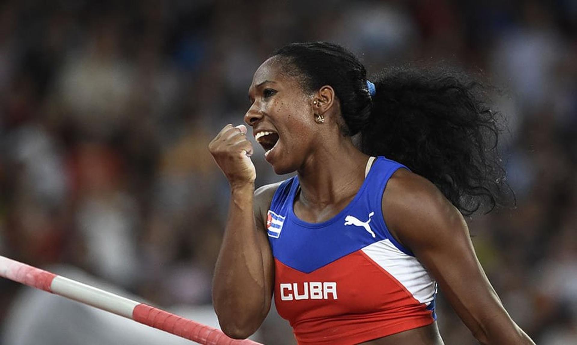 Atletismo - Yarisley Silva (foto:AFP)