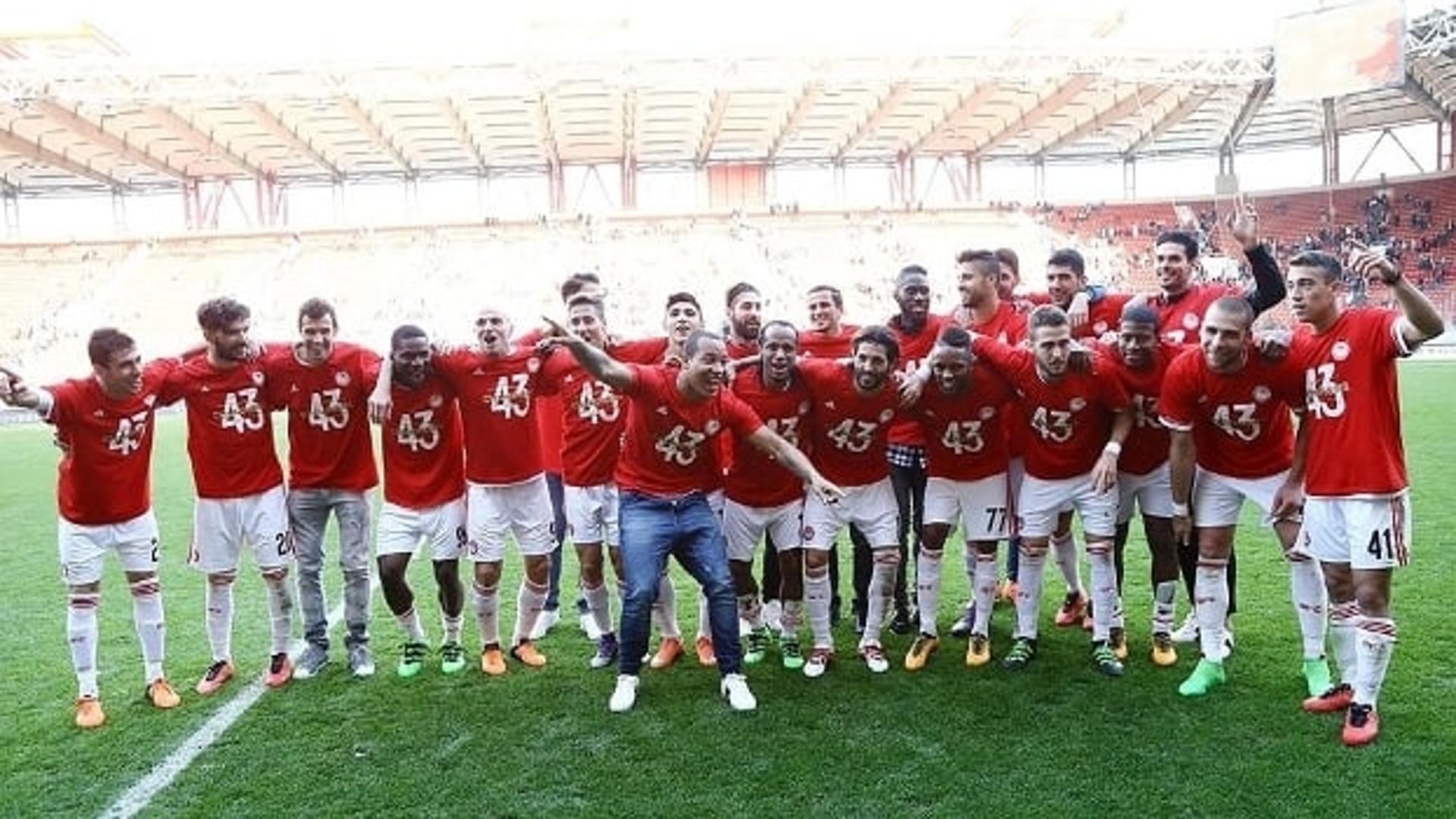 Olympiakos campeão